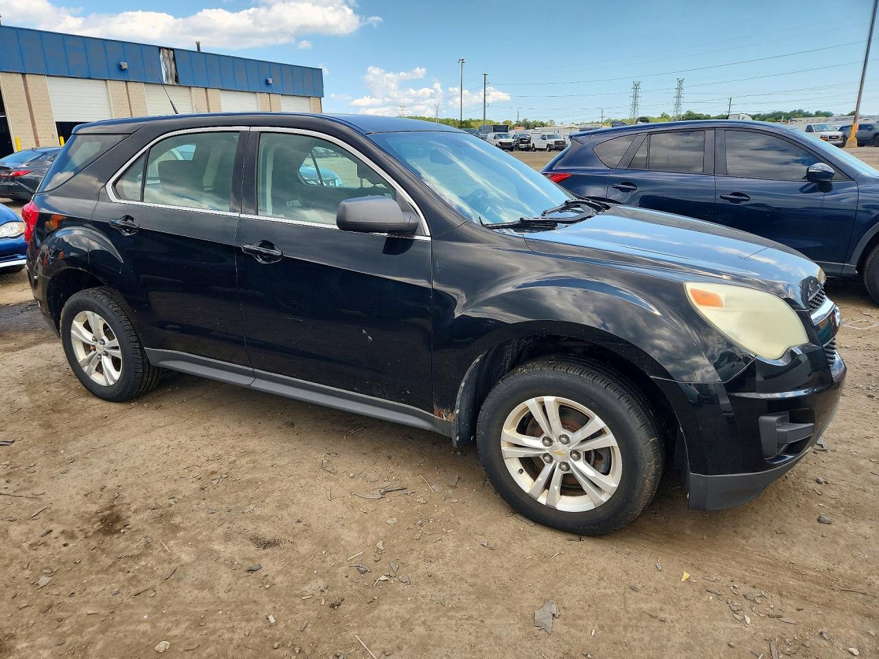 2011 Chevrolet Equinox Ls Черный vin: 2CNALBECXB6384613