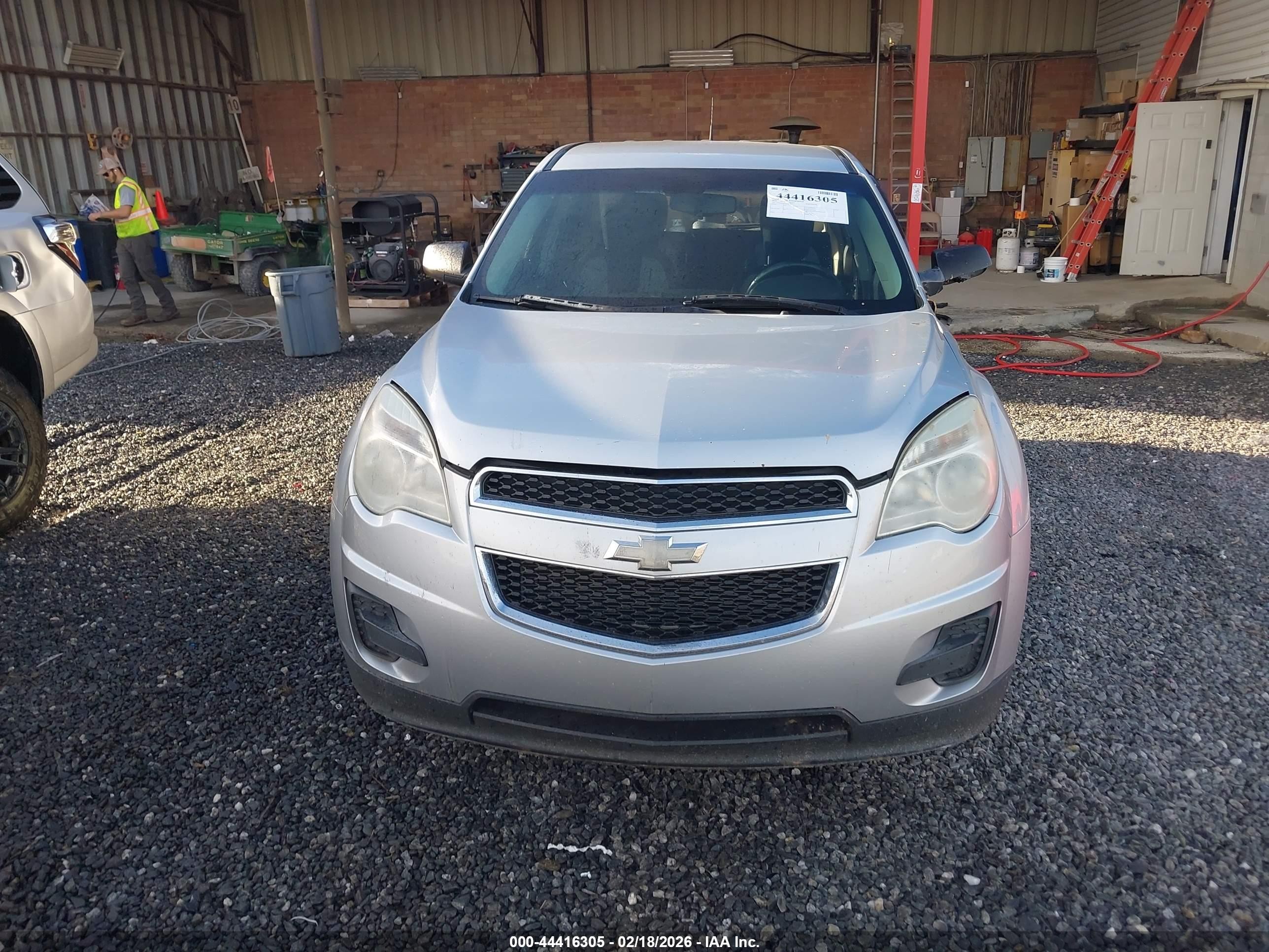 2010 Chevrolet Equinox Ls Серебряный vin: 2CNALBEW0A6414176