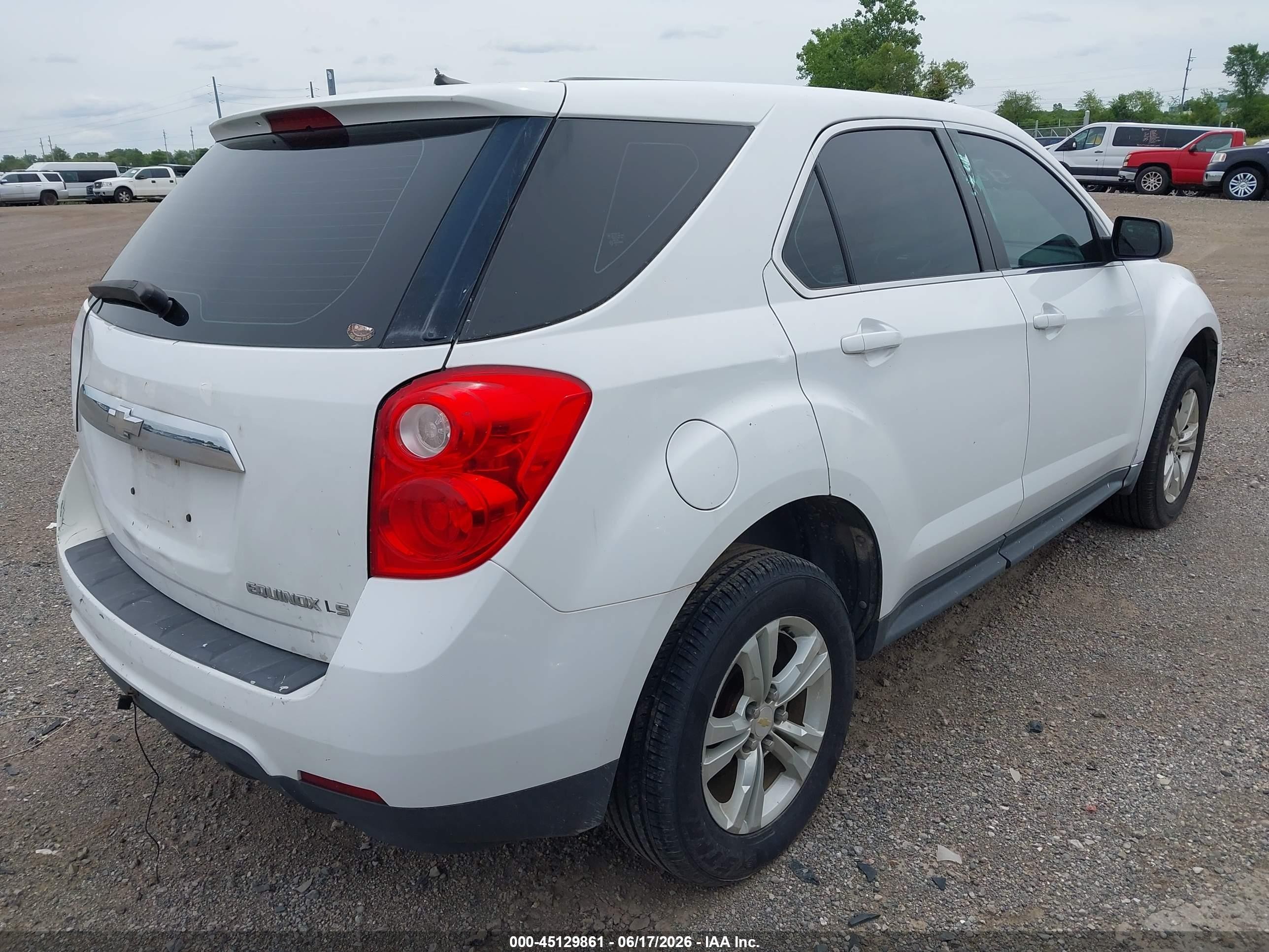 2010 Chevrolet Equinox Ls Белый vin: 2CNALBEW2A6305475
