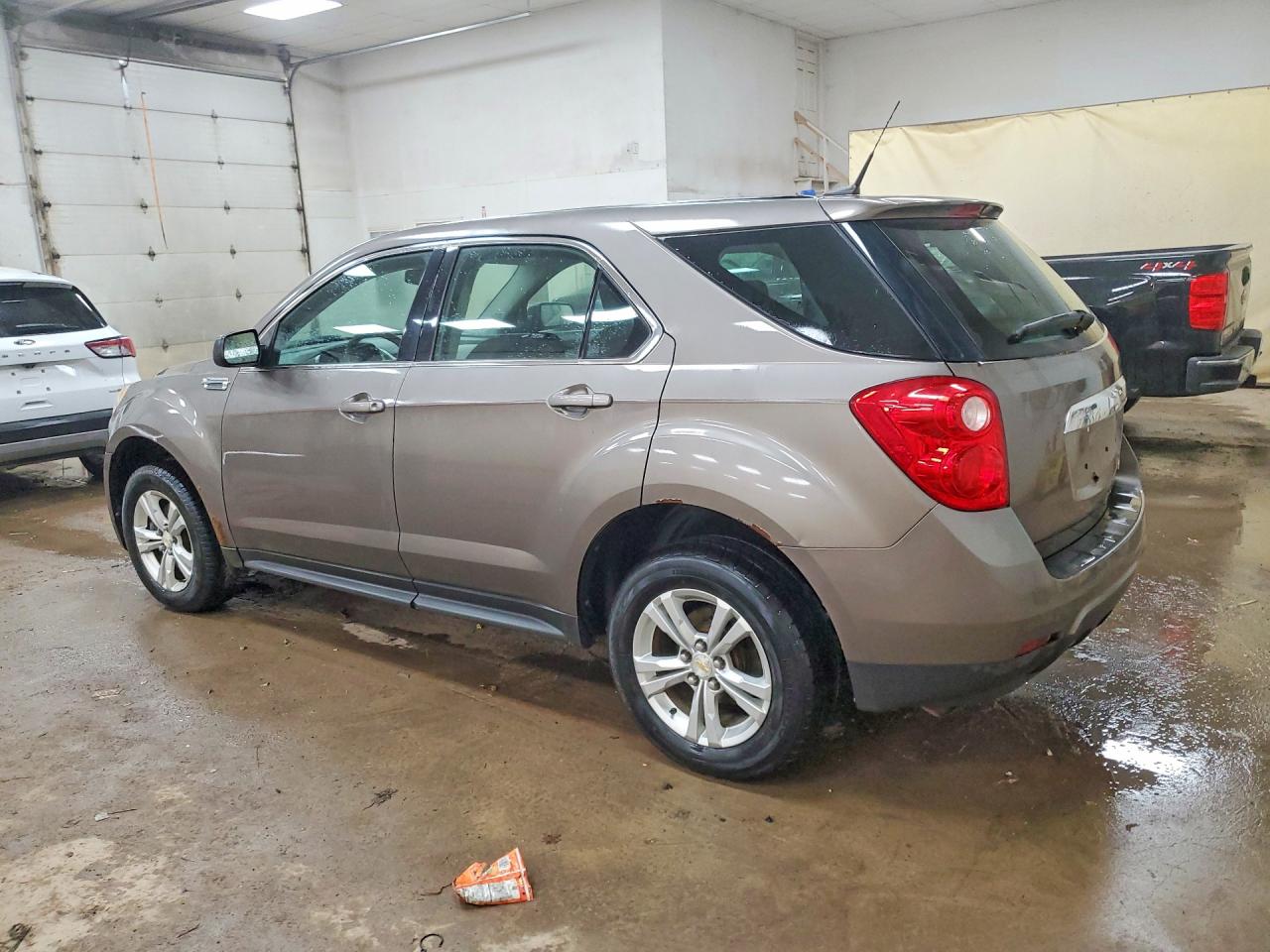 2010 Chevrolet Equinox Ls Серый vin: 2CNALBEW2A6334989