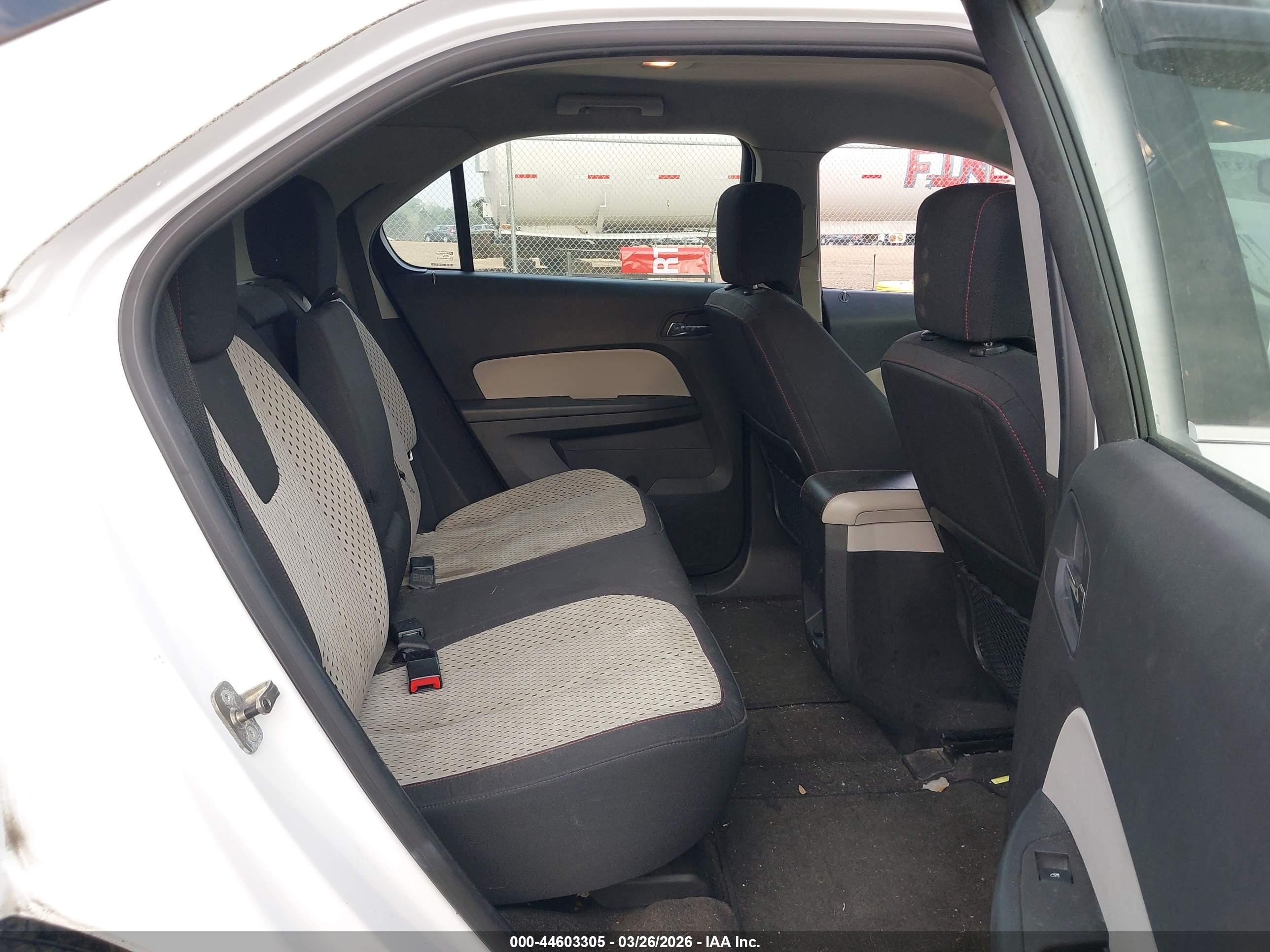 2010 Chevrolet Equinox Ls White vin: 2CNALBEW6A6255745