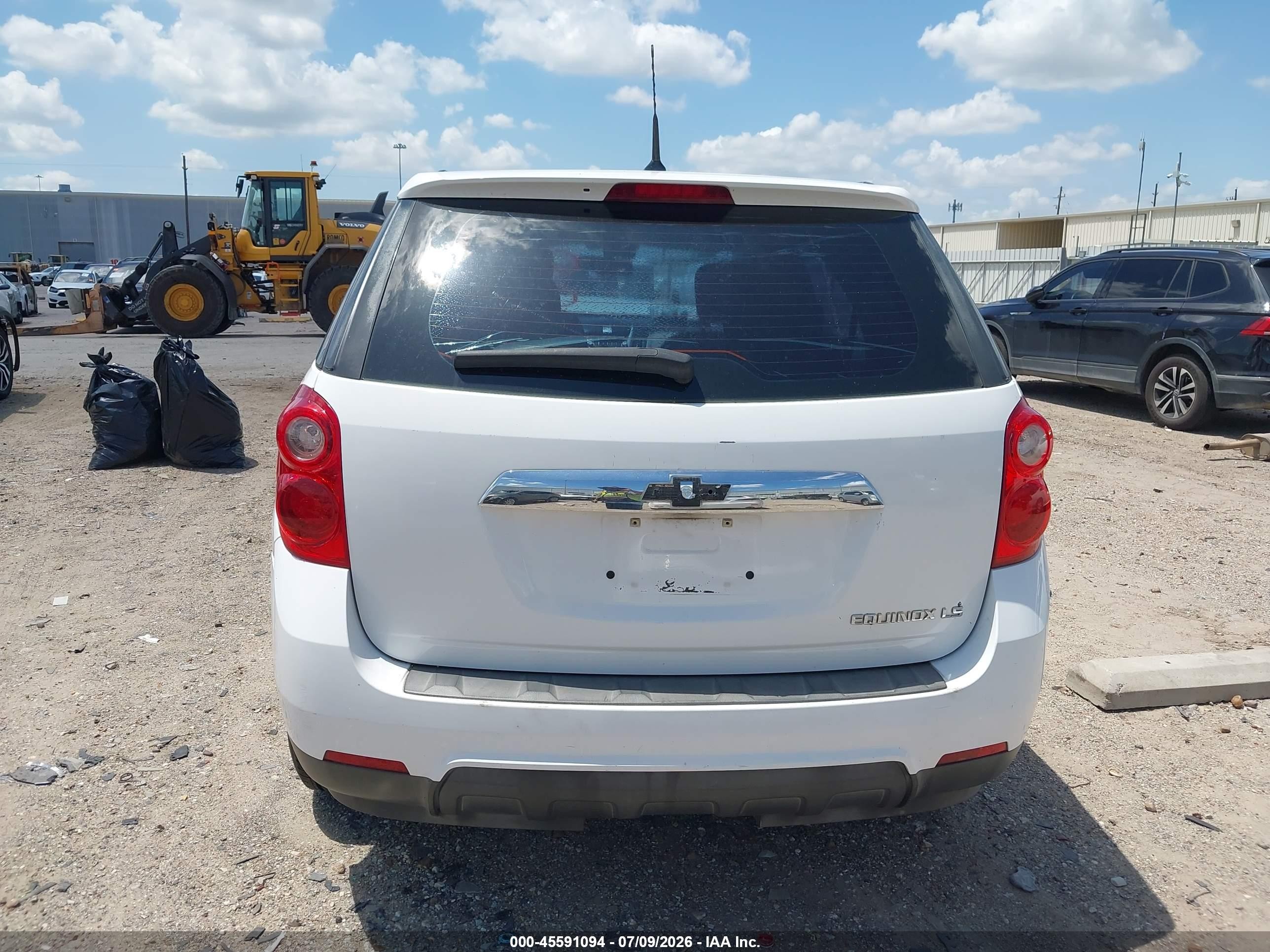 2010 Chevrolet Equinox Ls White vin: 2CNALBEW7A6402820