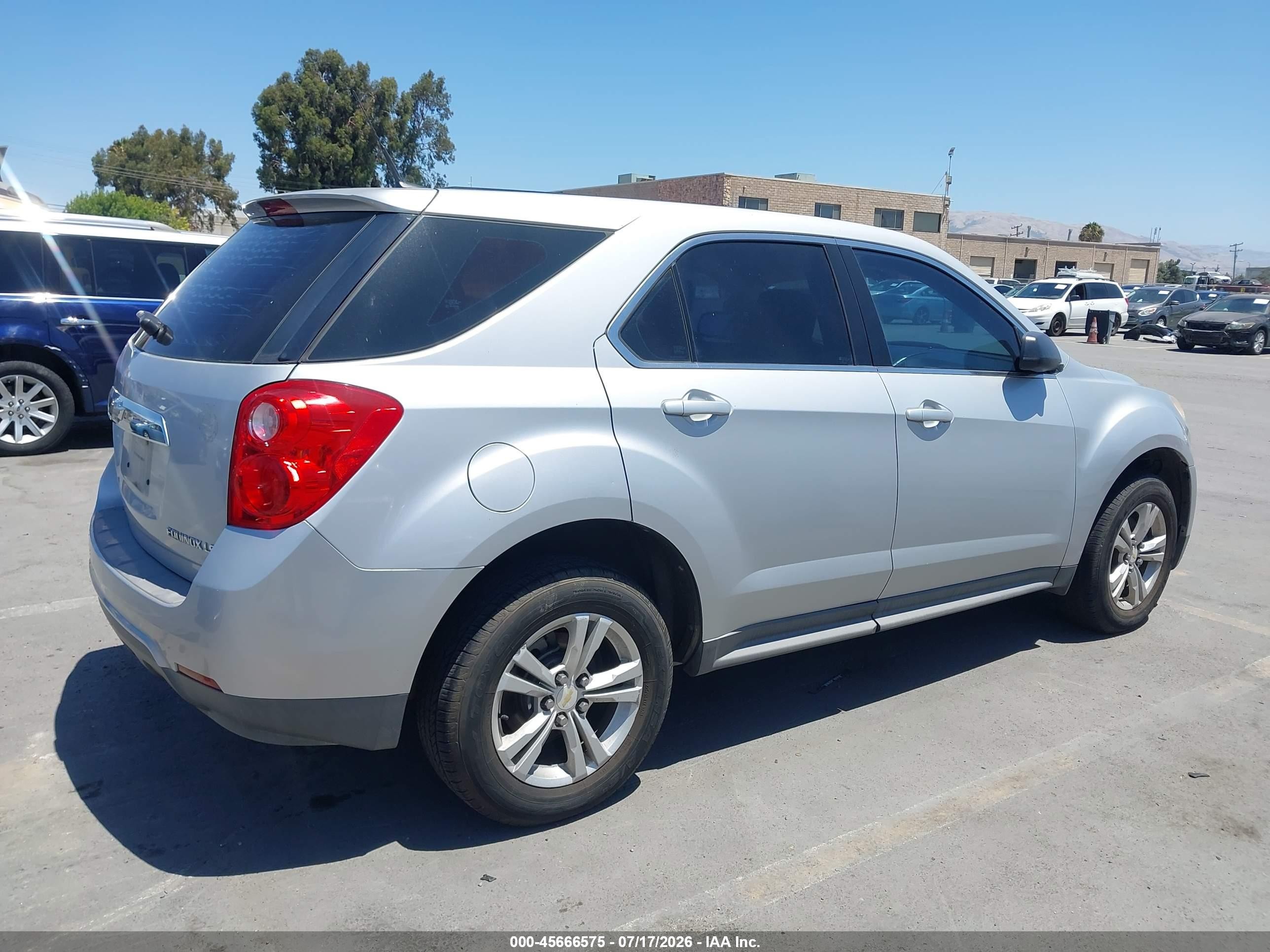 2010 Chevrolet Equinox Ls Silver vin: 2CNALBEW9A6352504