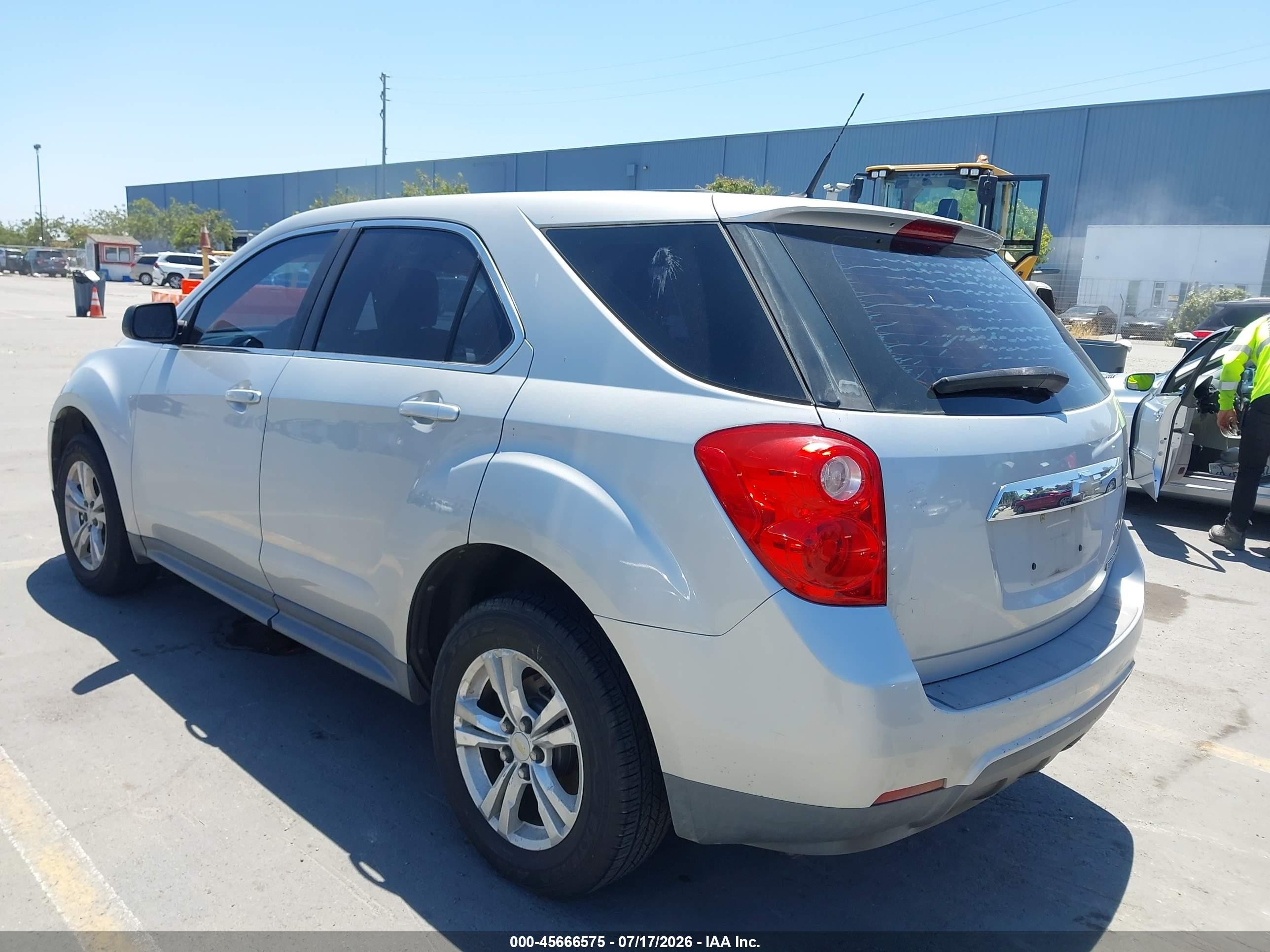 2010 Chevrolet Equinox Ls Silver vin: 2CNALBEW9A6352504