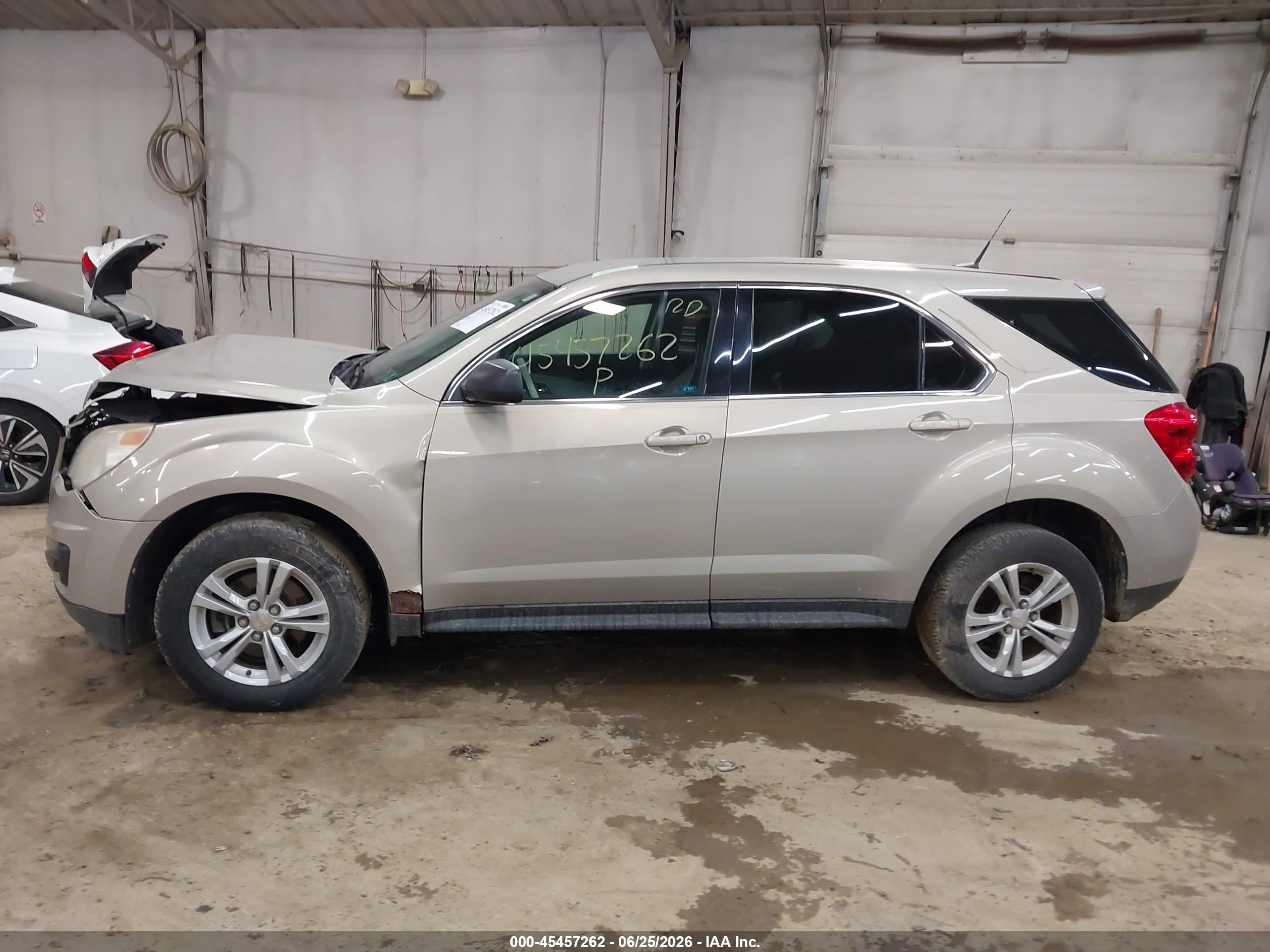 2010 Chevrolet Equinox Ls Золотой vin: 2CNALBEWXA6291518
