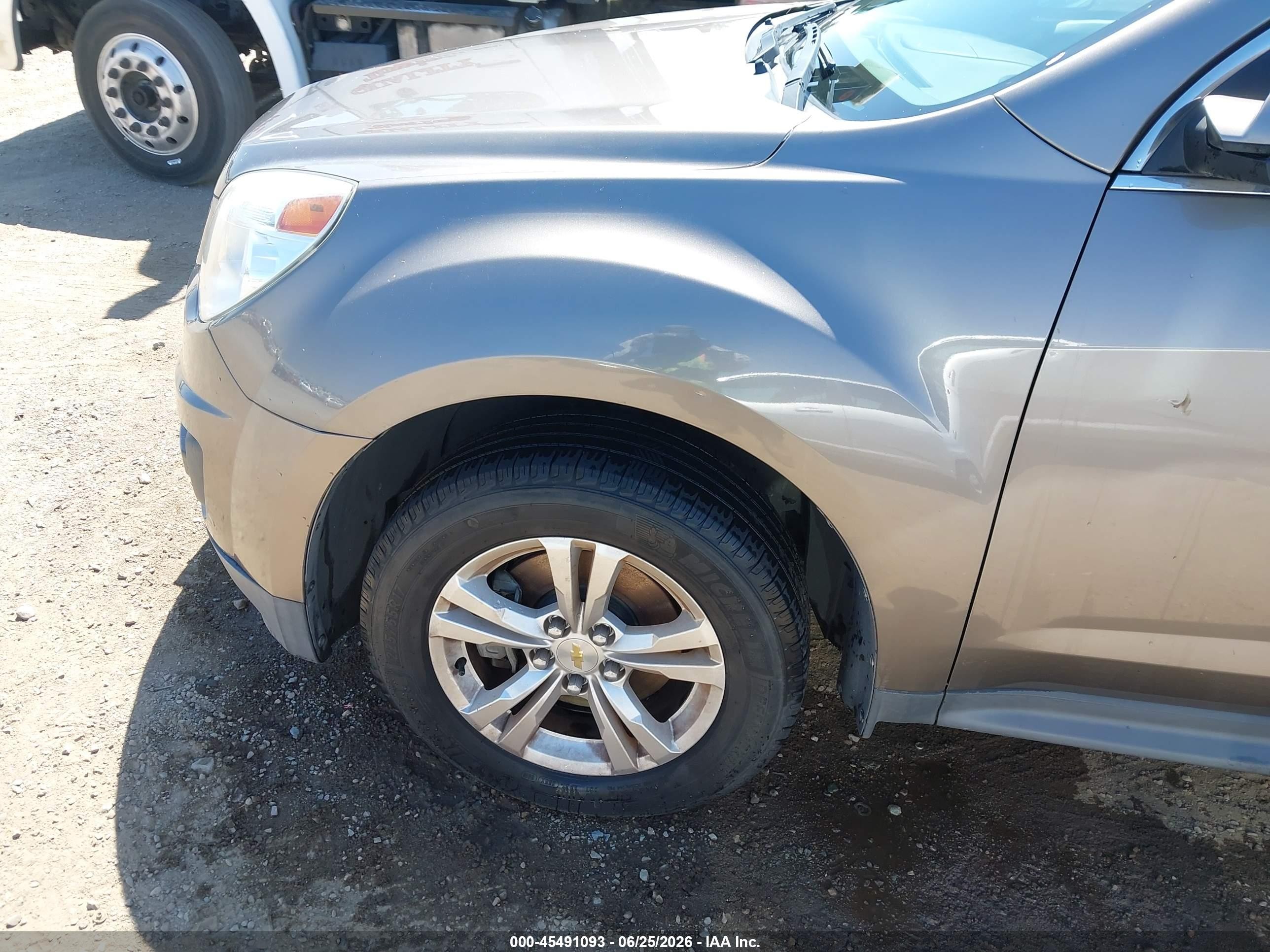 2011 Chevrolet Equinox Lt W/1lt Серый vin: 2CNALDEC3B6386893