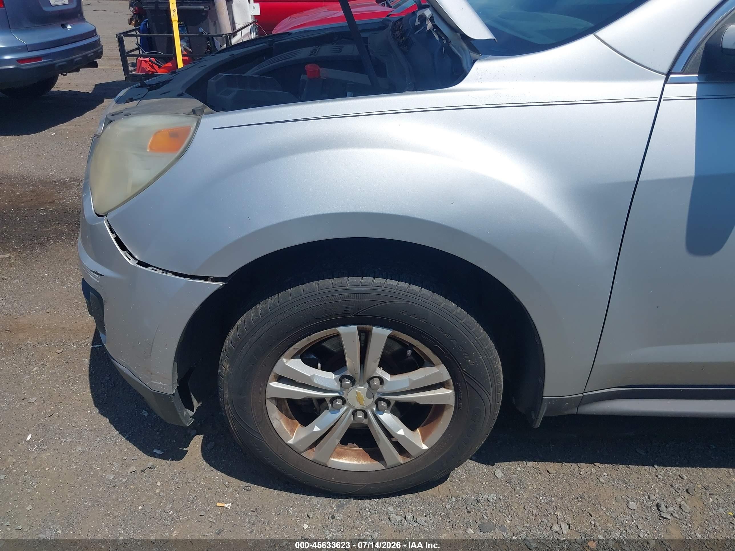 2011 Chevrolet Equinox Lt W/1lt Серебряный vin: 2CNALDEC4B6432196