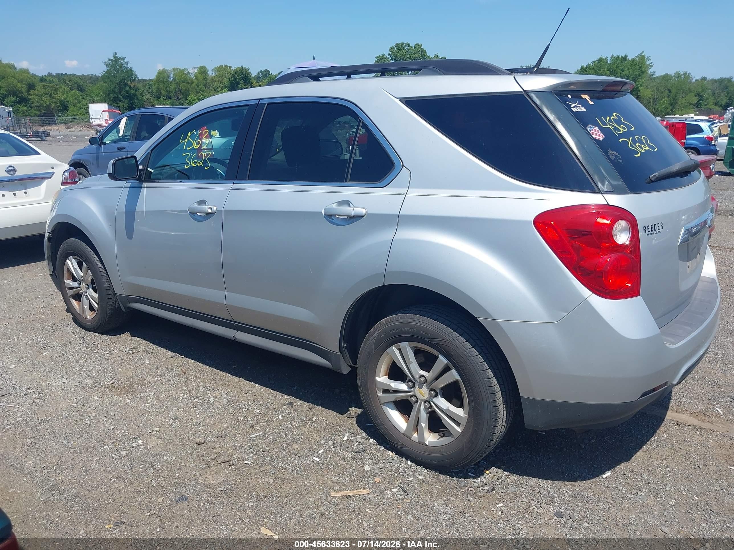 2011 Chevrolet Equinox Lt W/1lt Серебряный vin: 2CNALDEC4B6432196