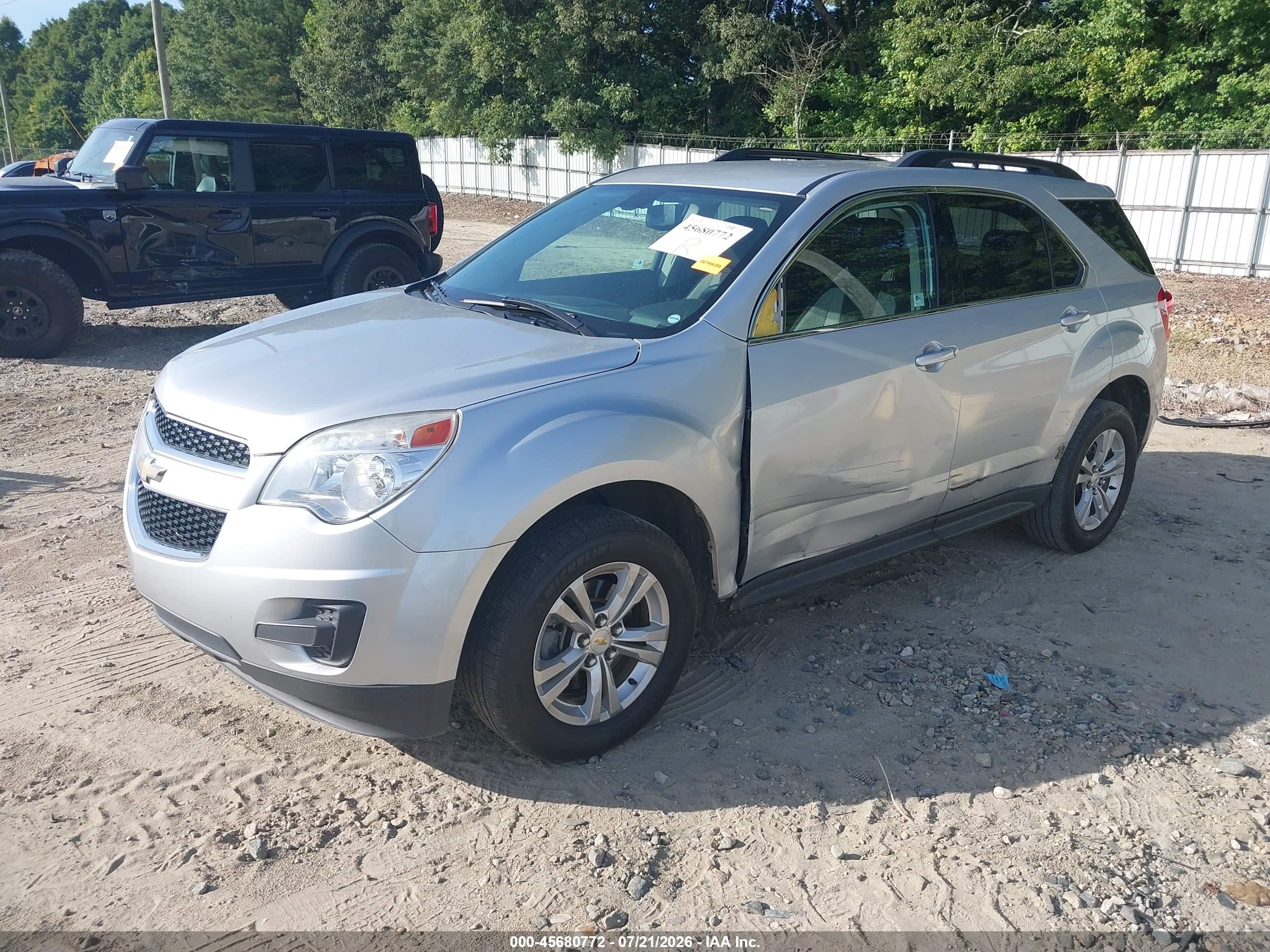 2011 Chevrolet Equinox Lt W/1lt Silver vin: 2CNALDEC5B6215031