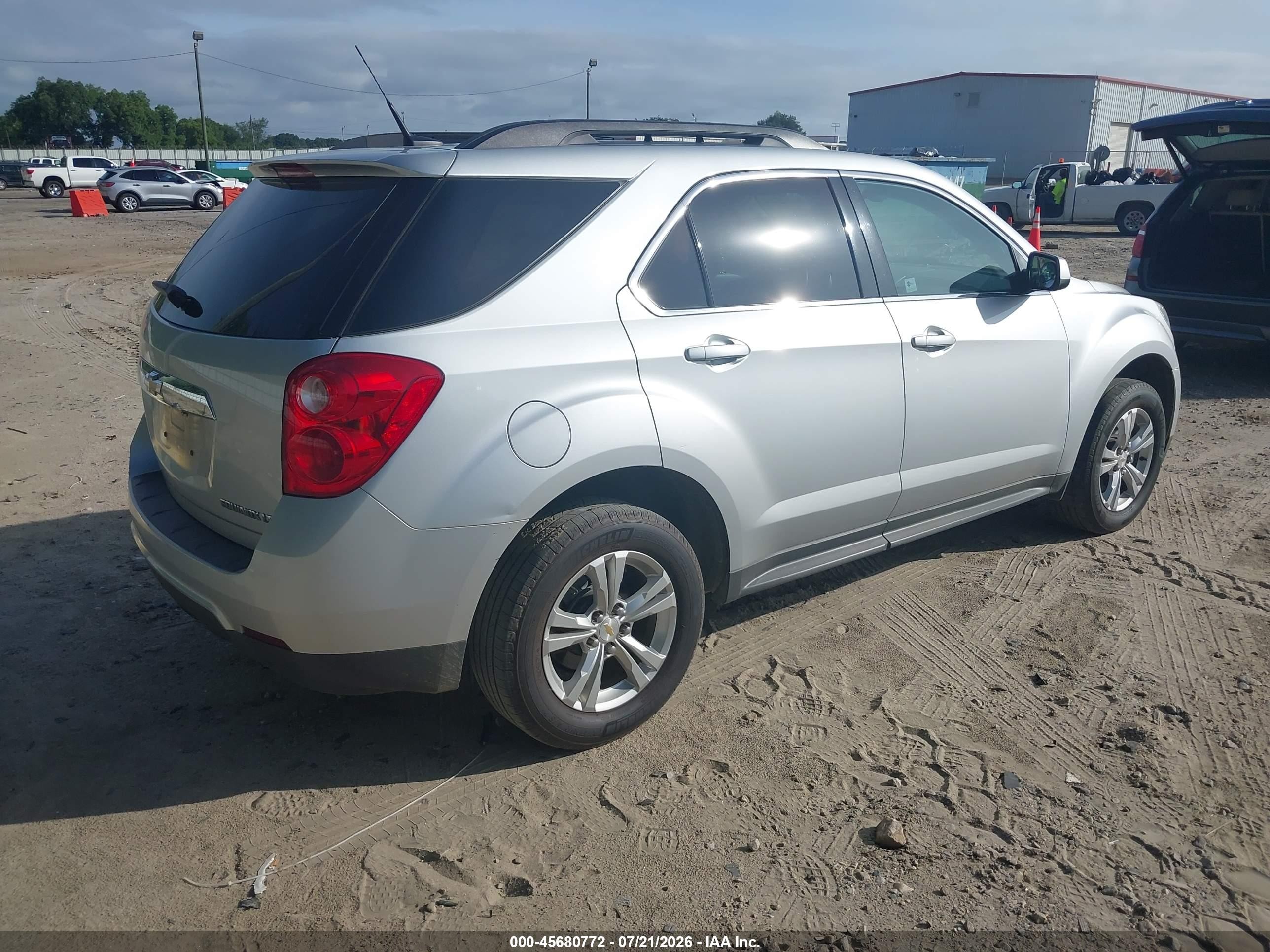 2011 Chevrolet Equinox Lt W/1lt Silver vin: 2CNALDEC5B6215031