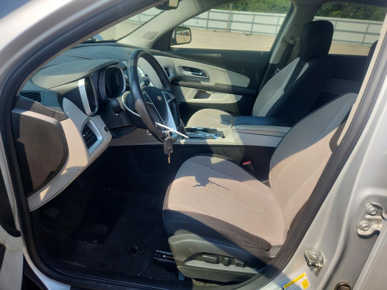 2010 Chevrolet Equinox Lt Серебряный vin: 2CNALDEWXA6378430