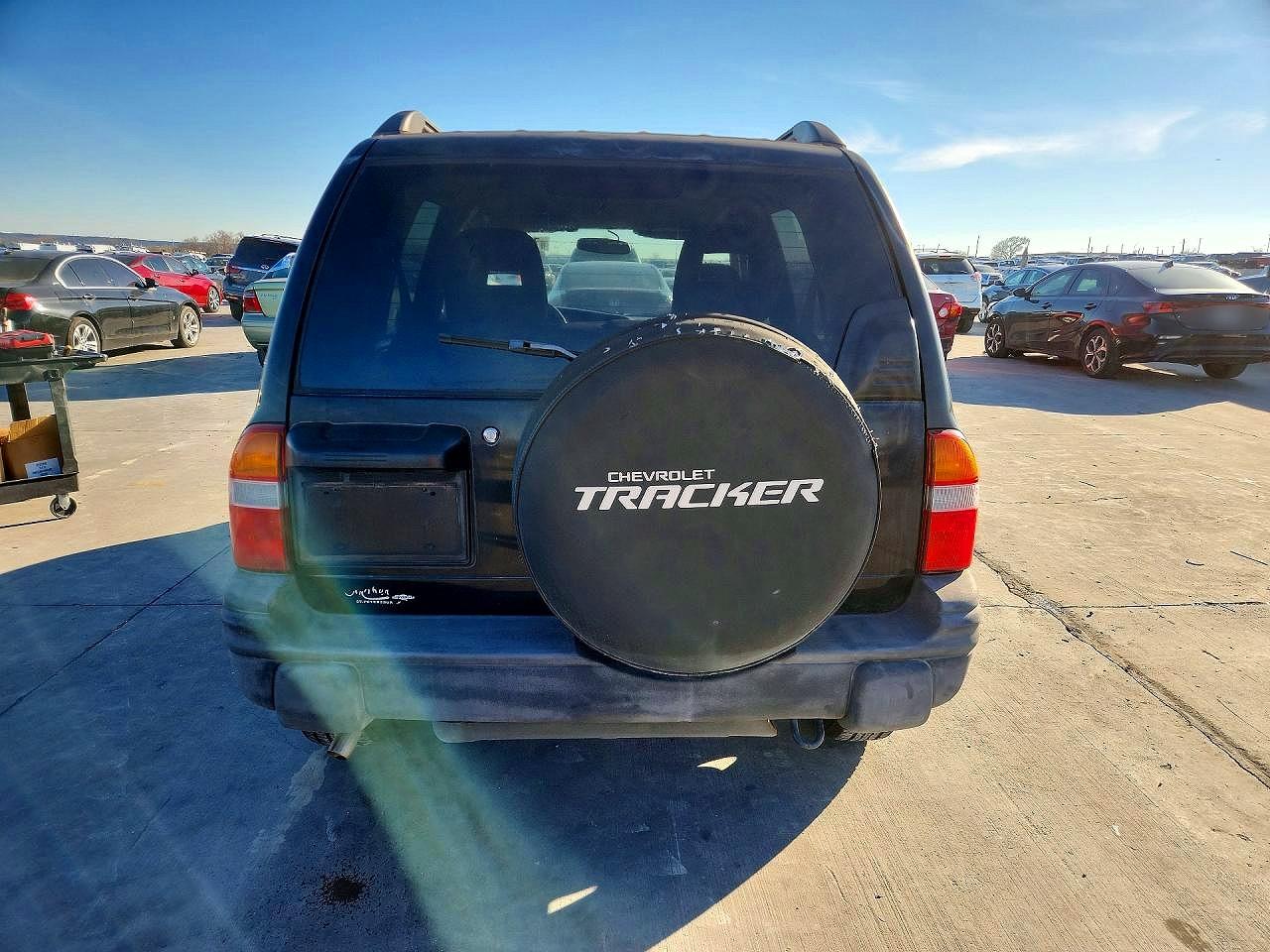 2004 Chevrolet Tracker Black vin: 2CNBE134746911451
