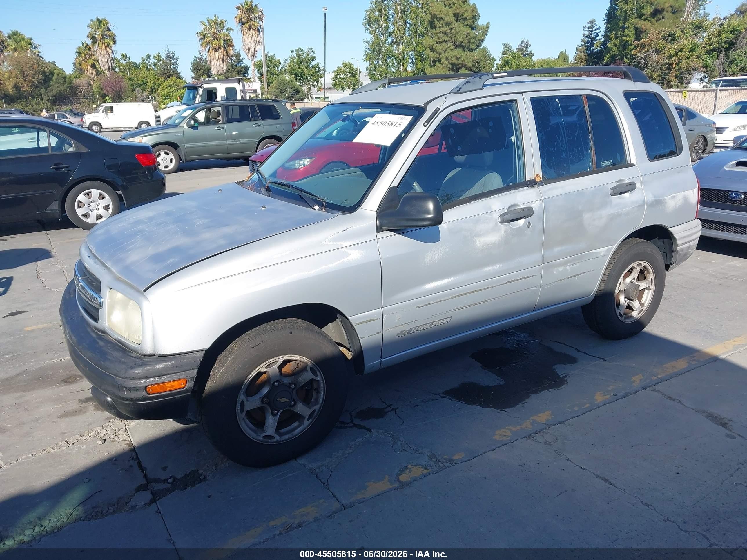 1999 Chevrolet Tracker   Silver vin: 2CNBE13C9X6920776