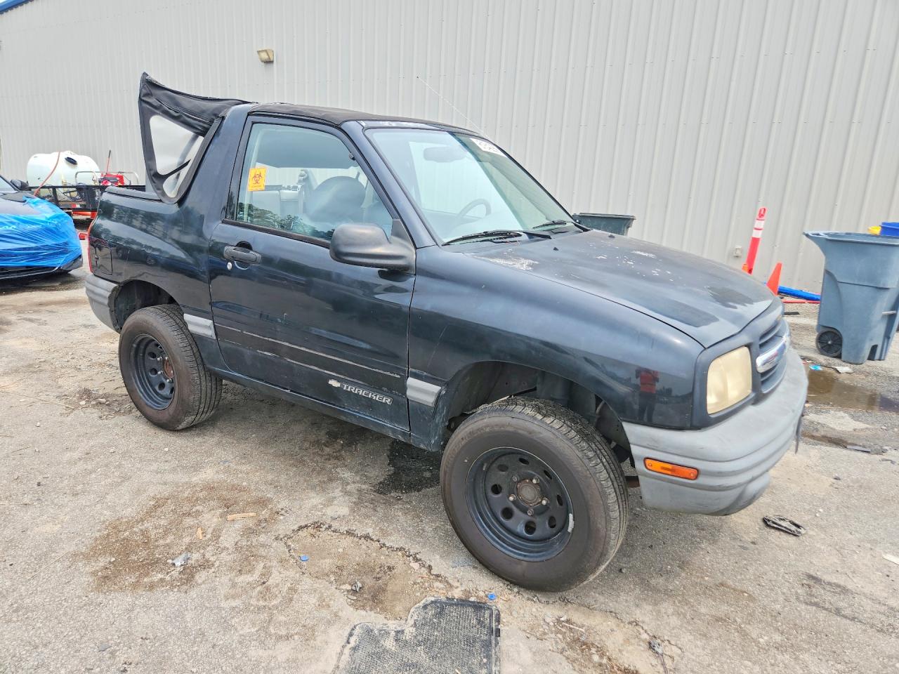 1999 Chevrolet Tracker Black vin: 2CNBE1867X6929902