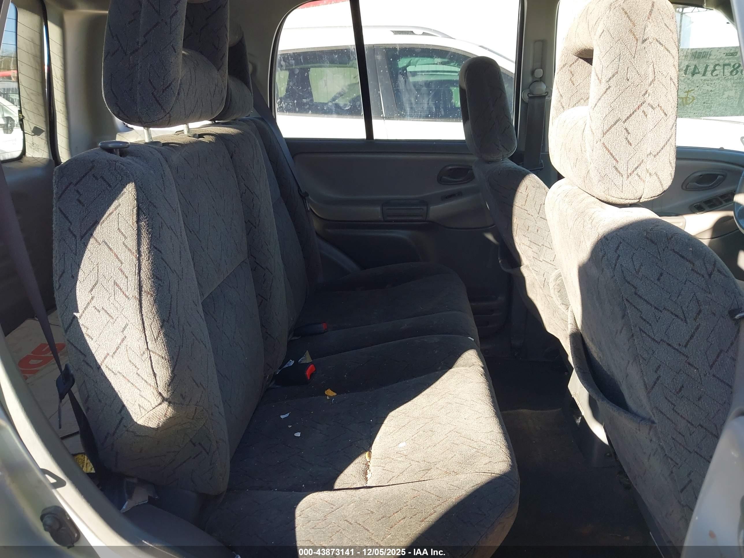 2004 Chevrolet Tracker Lt Silver vin: 2CNBE634546901675