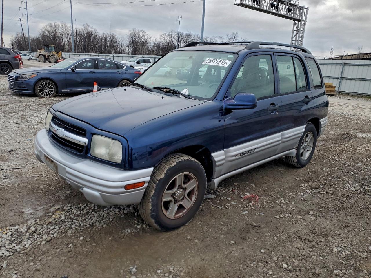 2002 Chev Tracker Blue vin: 2CNBE634626944015