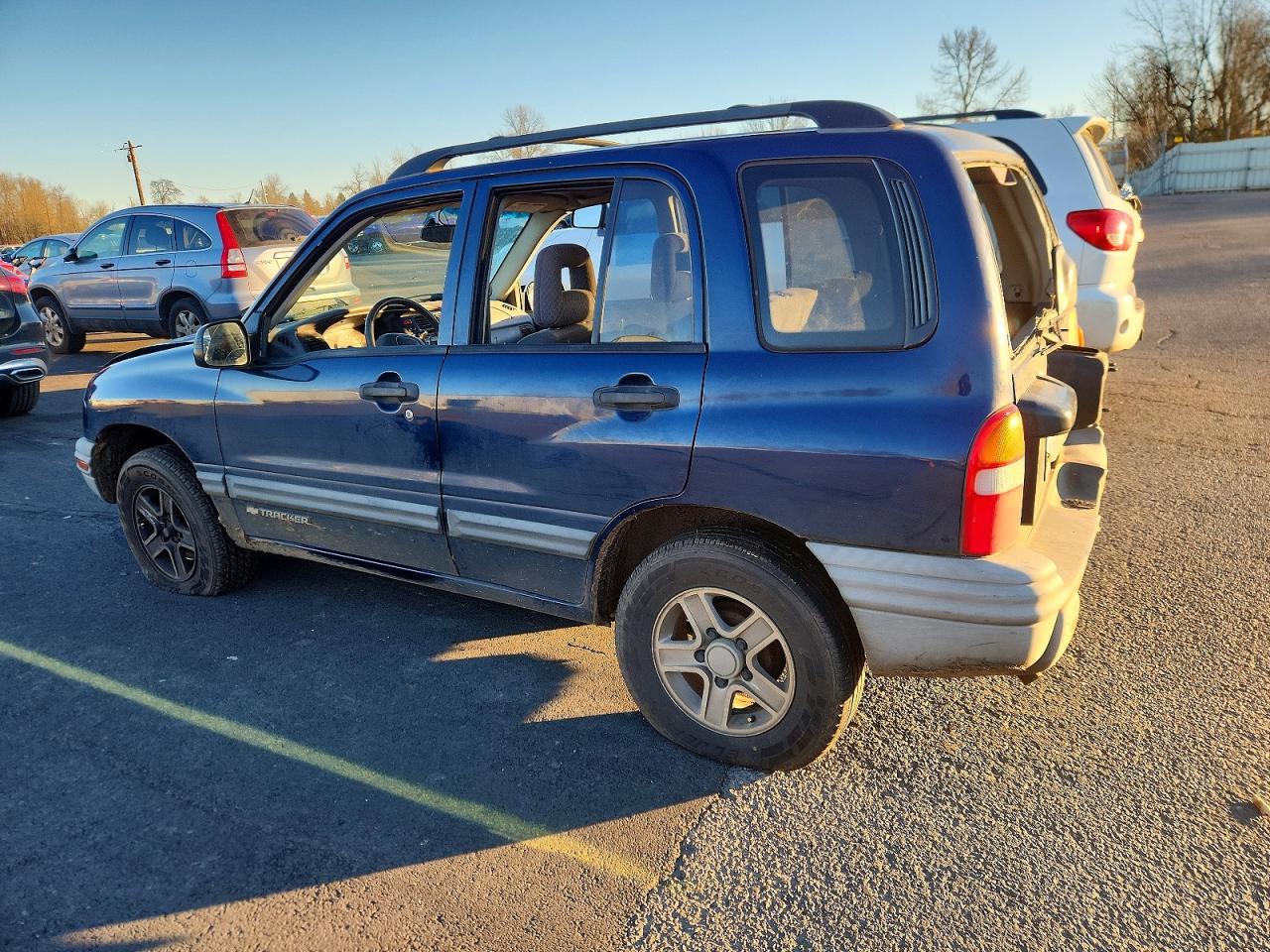 2004 Chev Tracker Blue vin: 2CNBJ134046909245