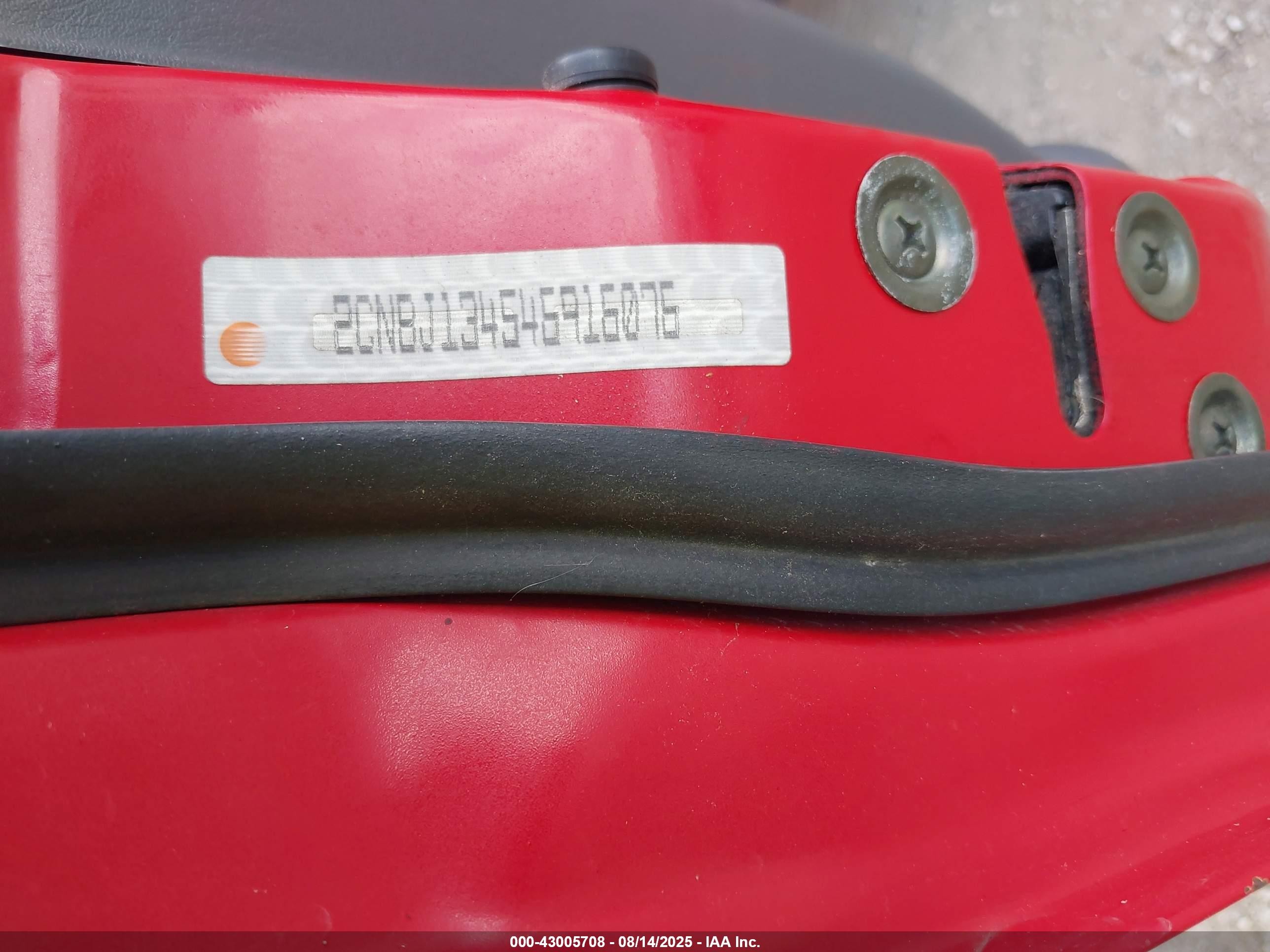 2004 Chevrolet Tracker   Red vin: 2CNBJ134546916076