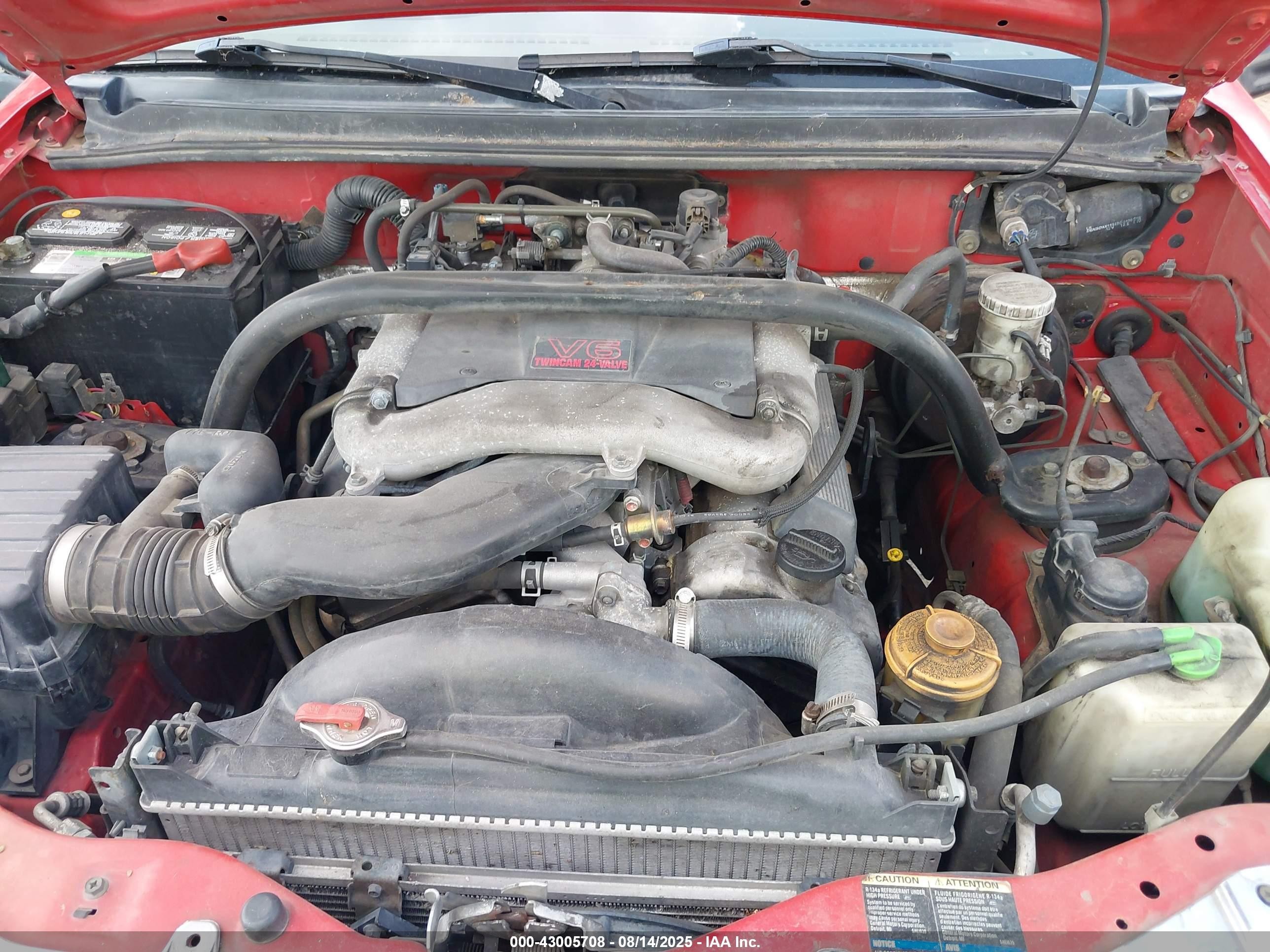 2004 Chevrolet Tracker   Red vin: 2CNBJ134546916076
