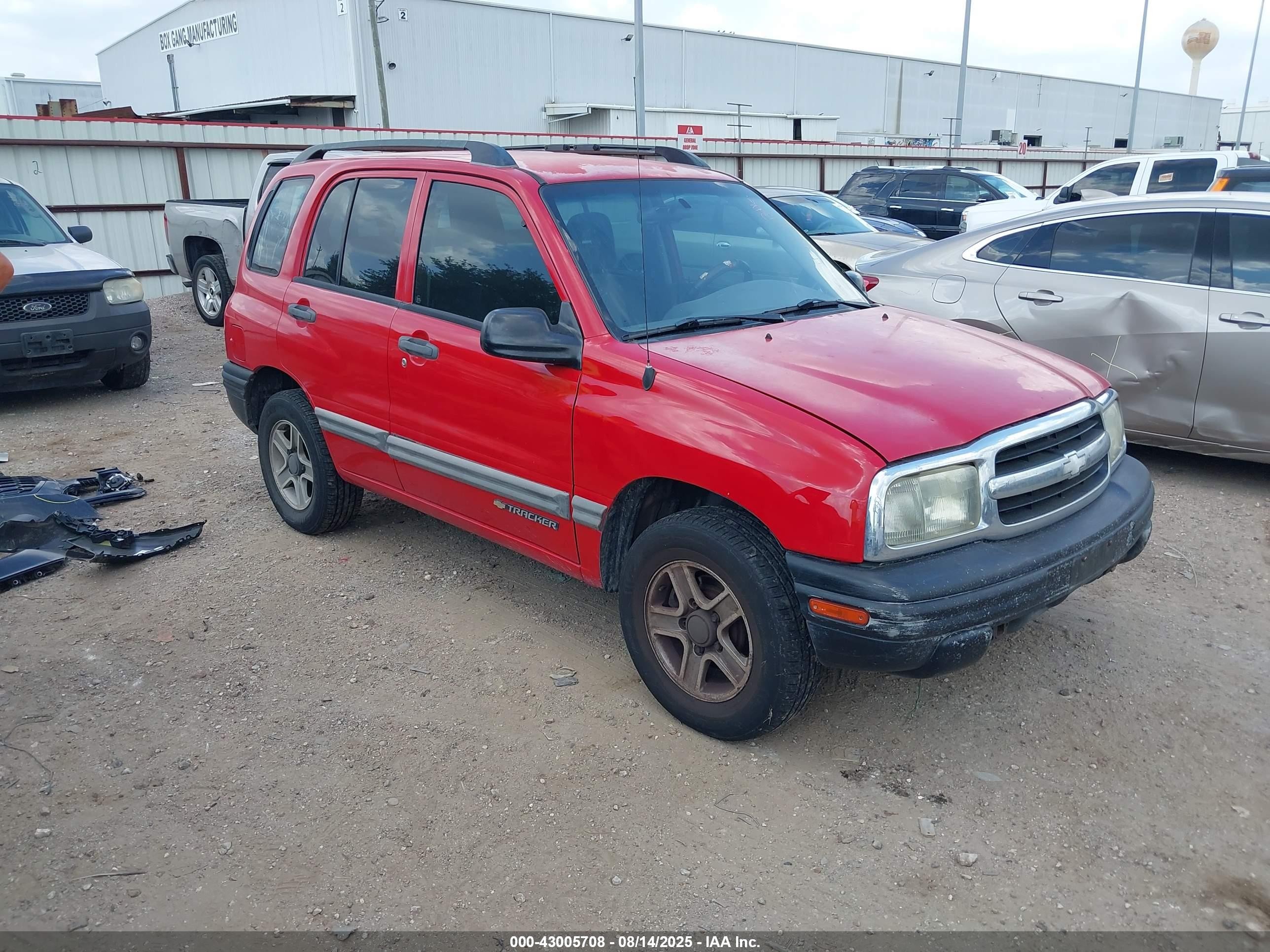 2004 Chevrolet Tracker   Red vin: 2CNBJ134546916076