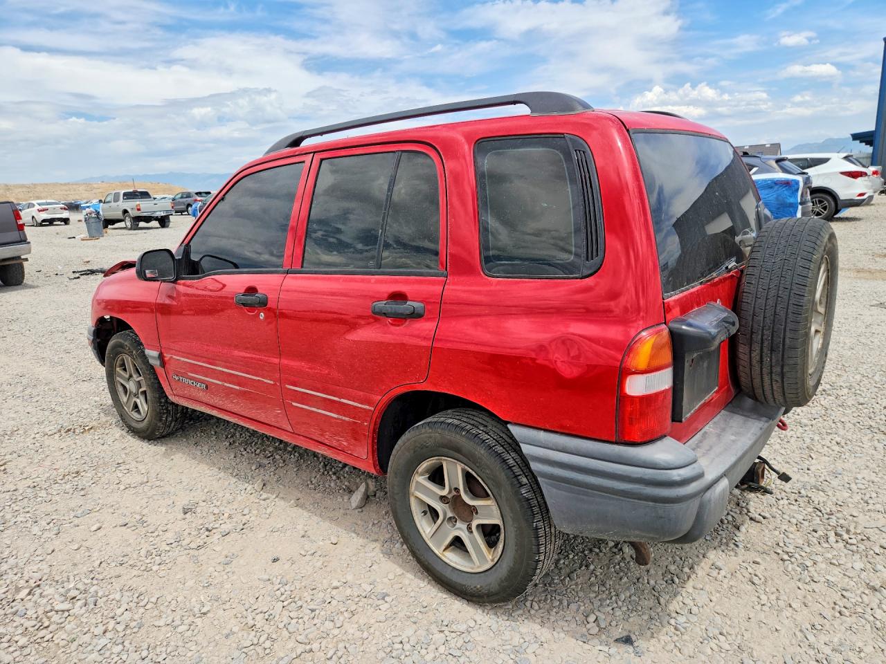 2004 Chevrolet Tracker Red vin: 2CNBJ134646918709
