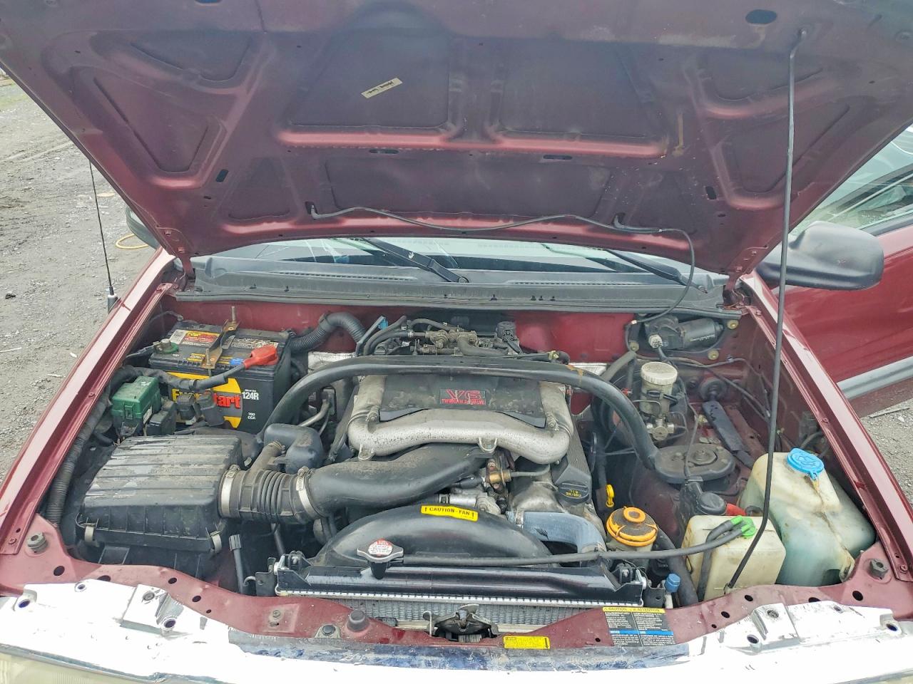 2003 Chevrolet Tracker Red vin: 2CNBJ134736947103