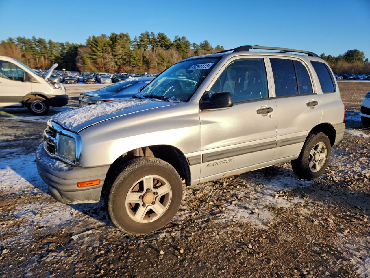 2004 Chevrolet Tracker Silver vin: 2CNBJ134746915561
