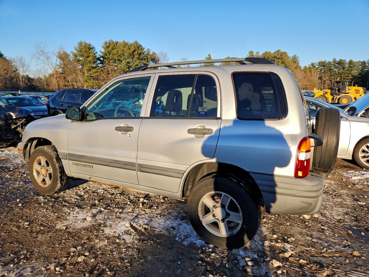 2004 Chevrolet Tracker Silver vin: 2CNBJ134746915561