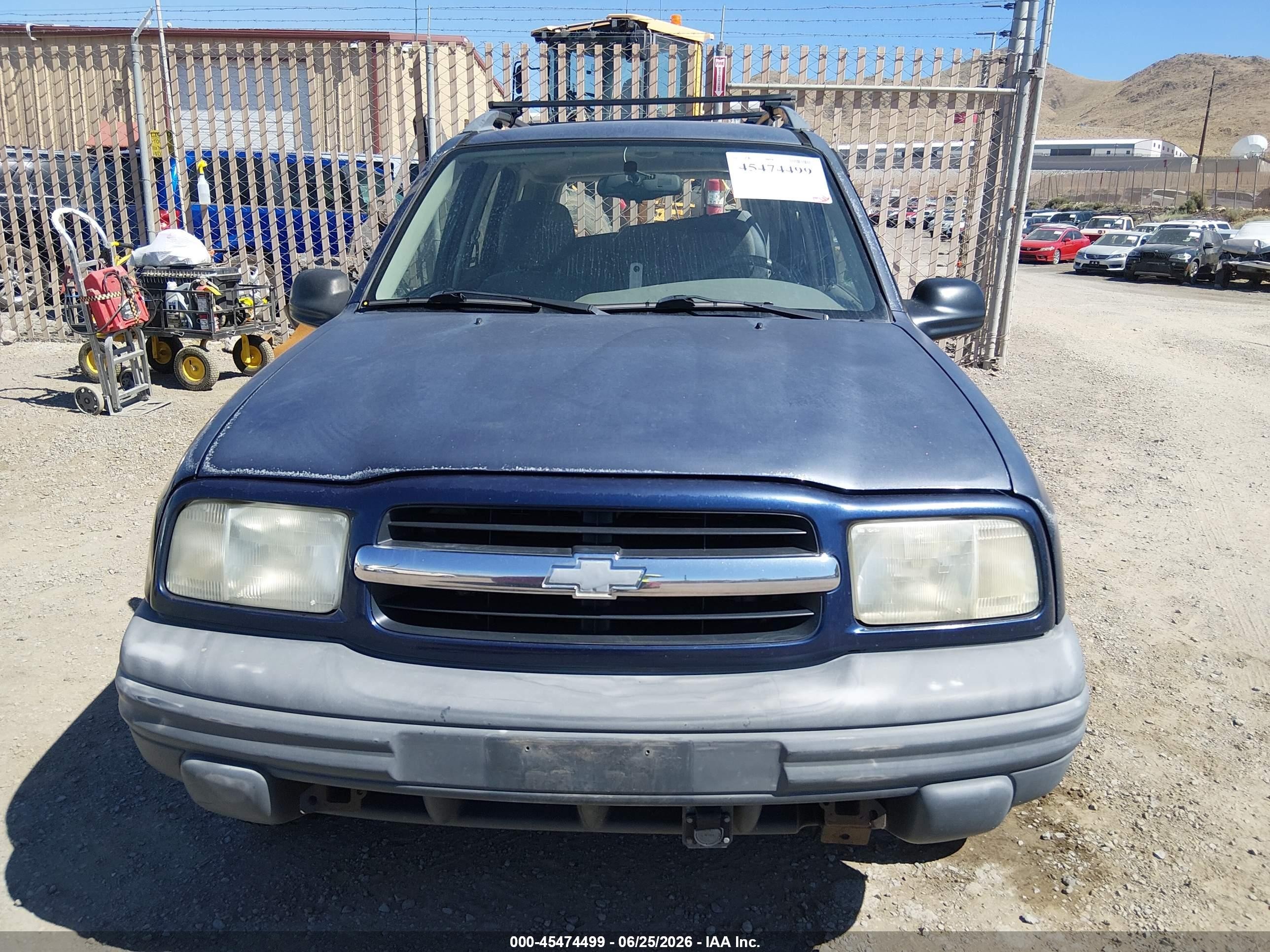 2000 Chevrolet Tracker Hard Top Blue vin: 2CNBJ13C0Y6910666