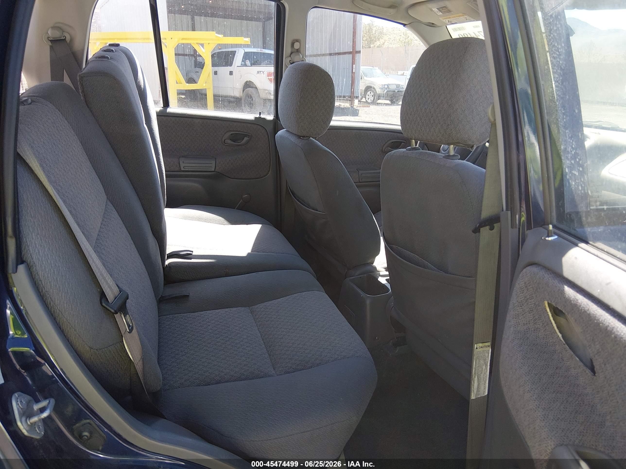 2000 Chevrolet Tracker Hard Top Blue vin: 2CNBJ13C0Y6910666