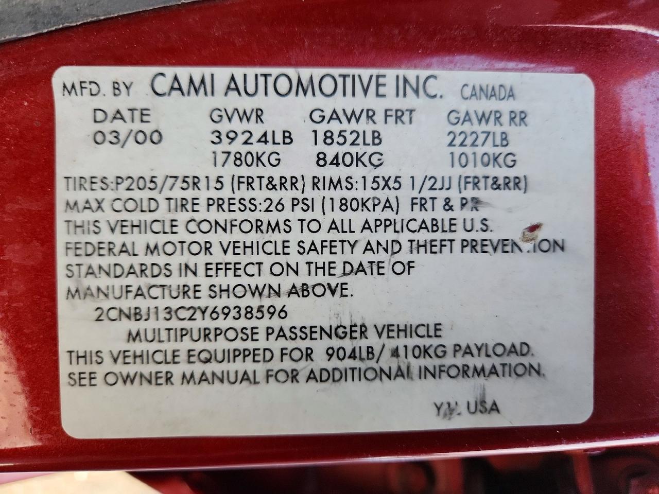 2000 Chevrolet Tracker Burgundy vin: 2CNBJ13C2Y6938596