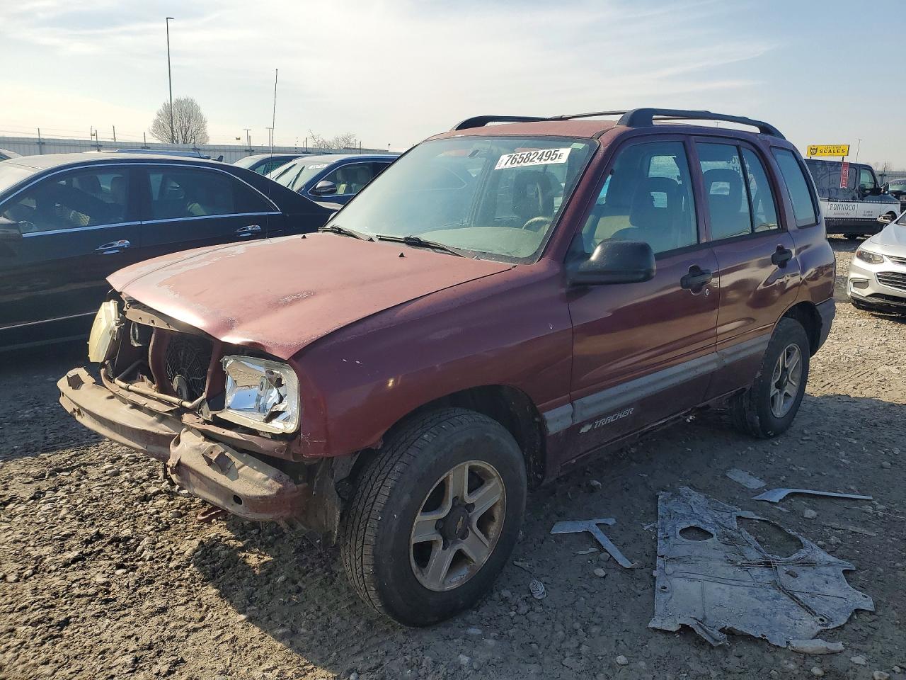 2002 Chevrolet Tracker Maroon vin: 2CNBJ13C426915571