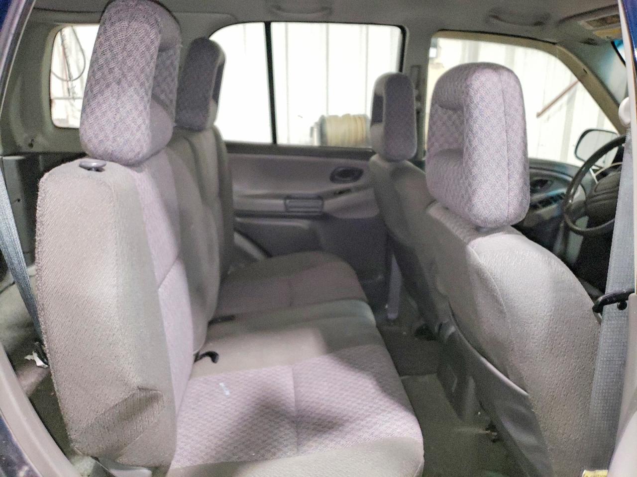 2003 Chevrolet Tracker Blue vin: 2CNBJ13C536900577