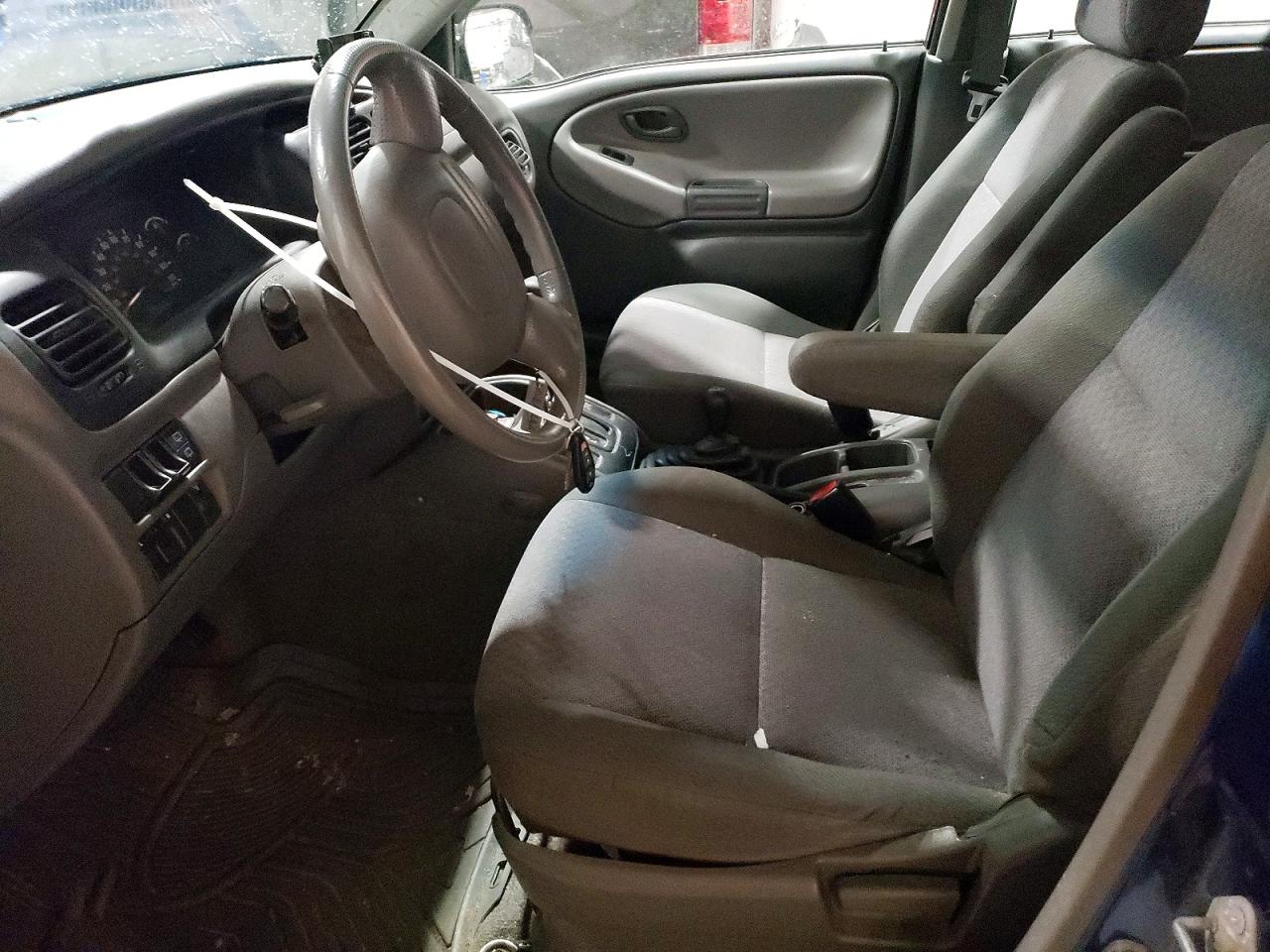 2003 Chevrolet Tracker Blue vin: 2CNBJ13C536900577