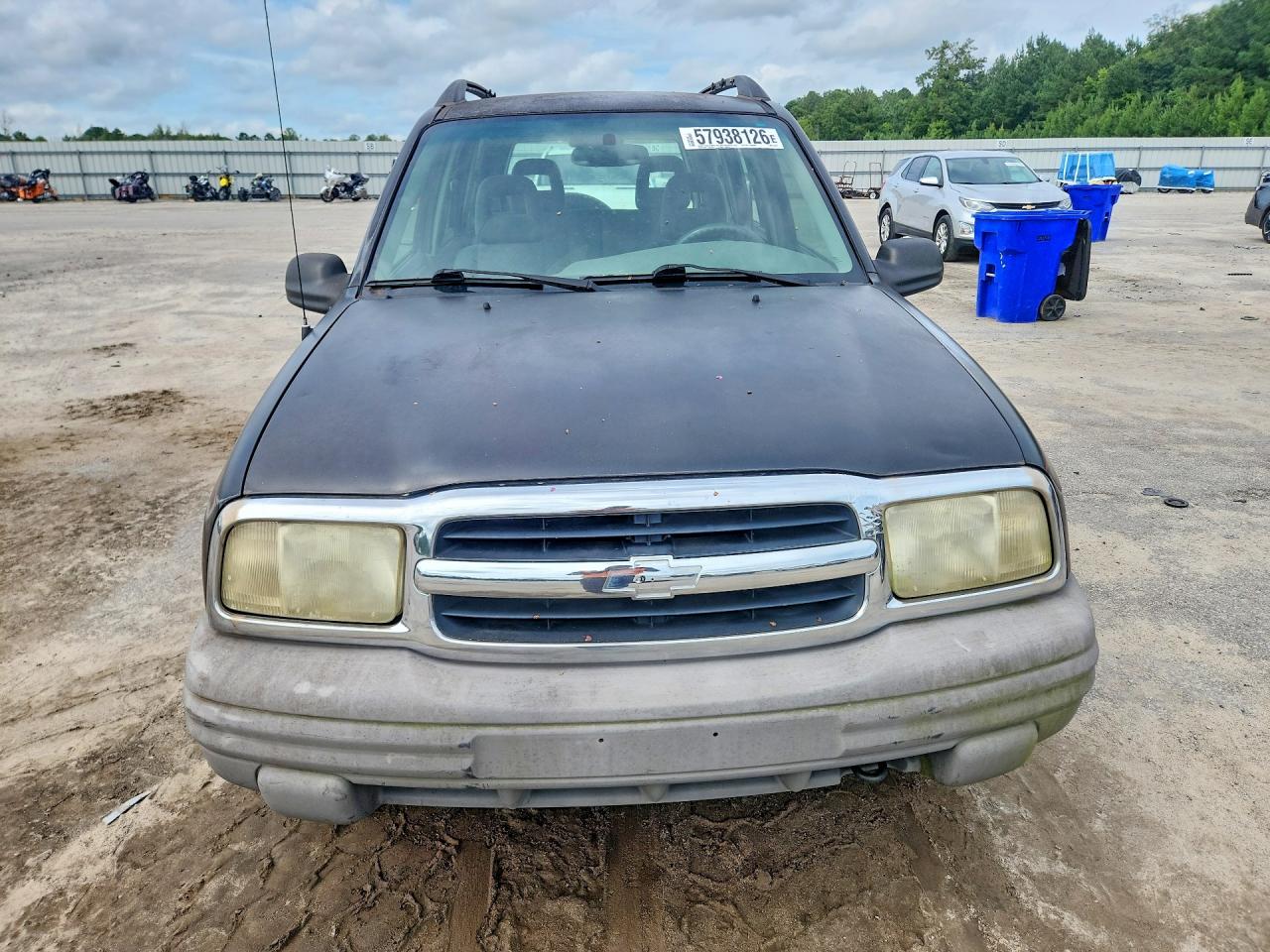 2003 Chevrolet Tracker Black vin: 2CNBJ13C636902466