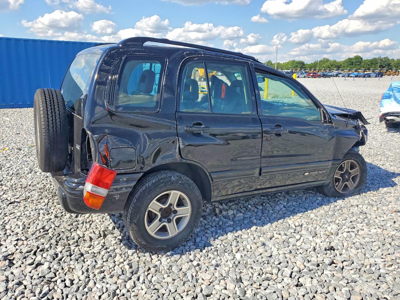 2002 Chevrolet Tracker Black vin: 2CNBJ13C826921793
