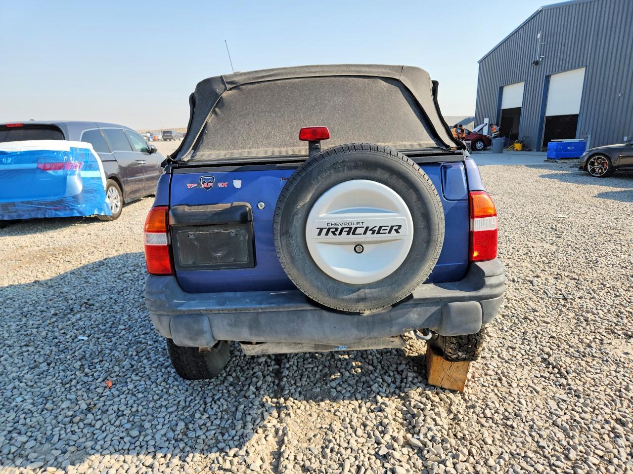 1999 Chevrolet Tracker Blue vin: 2CNBJ18C3X6906067