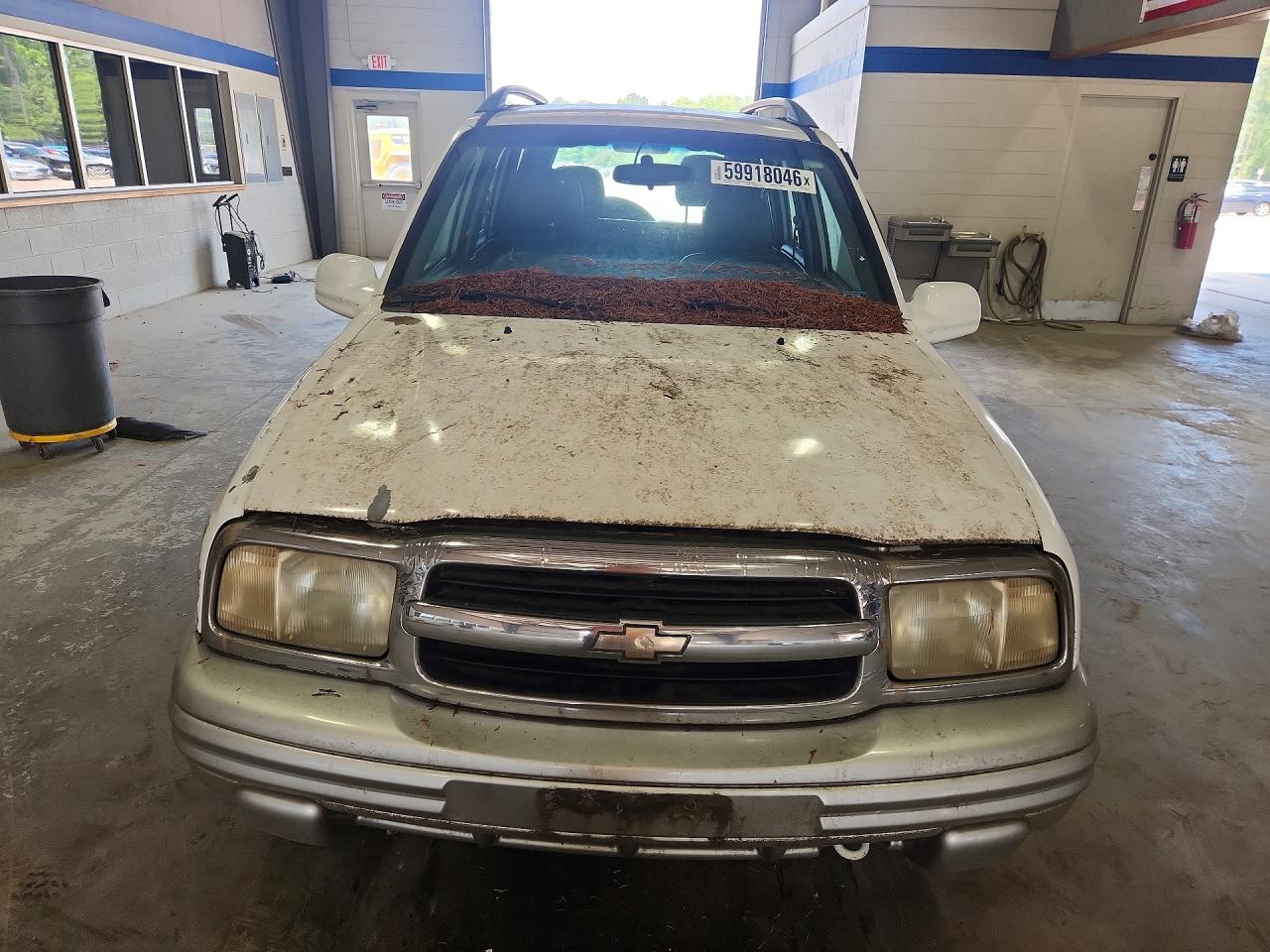 2001 Chevrolet Tracker Lt White vin: 2CNBJ634016937135