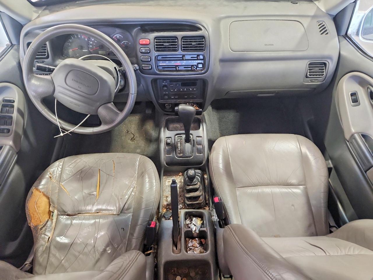 2001 Chevrolet Tracker Lt White vin: 2CNBJ634016937135