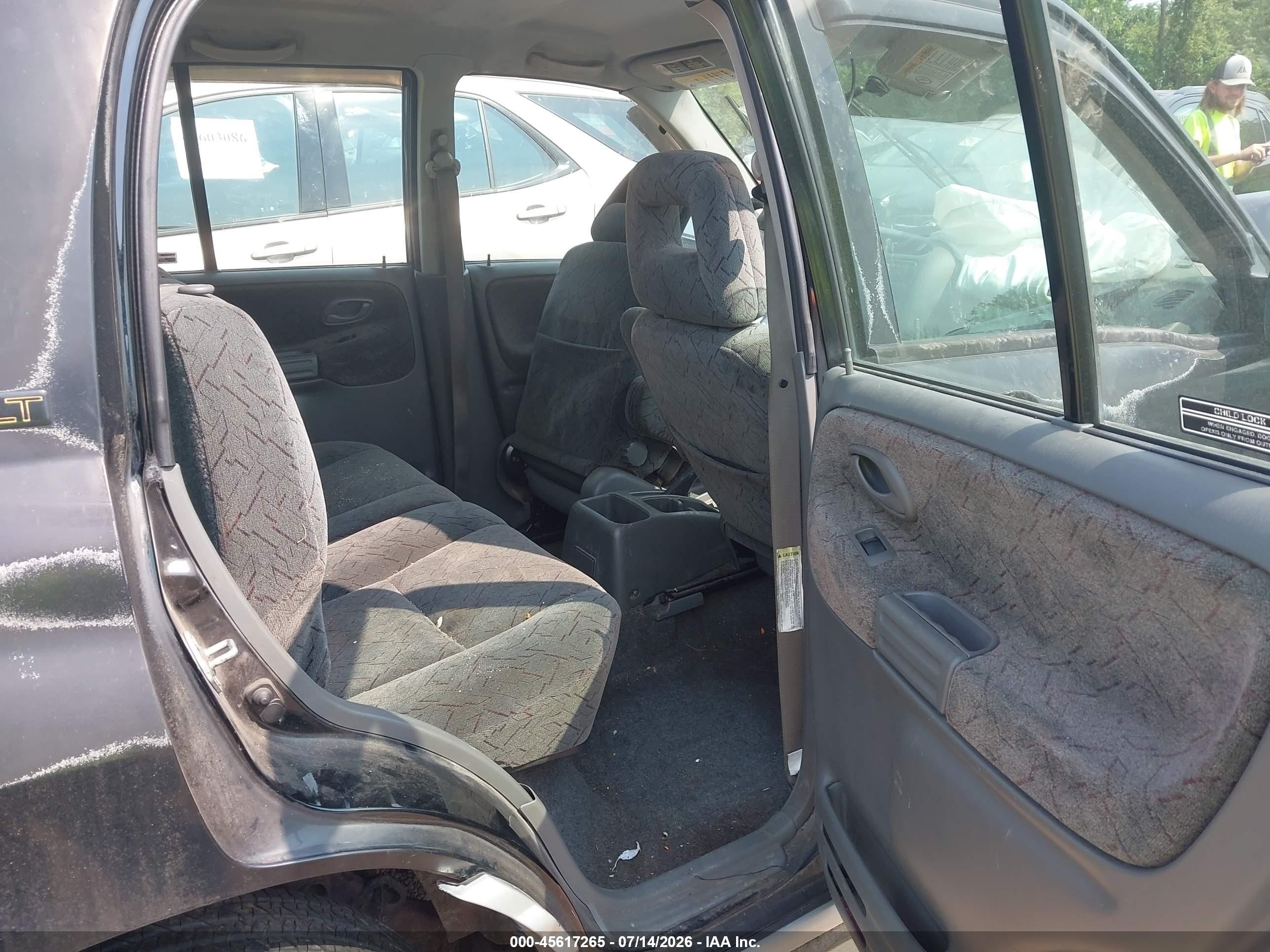 2002 Chevrolet Tracker Hard Top Lt Black vin: 2CNBJ634026902693