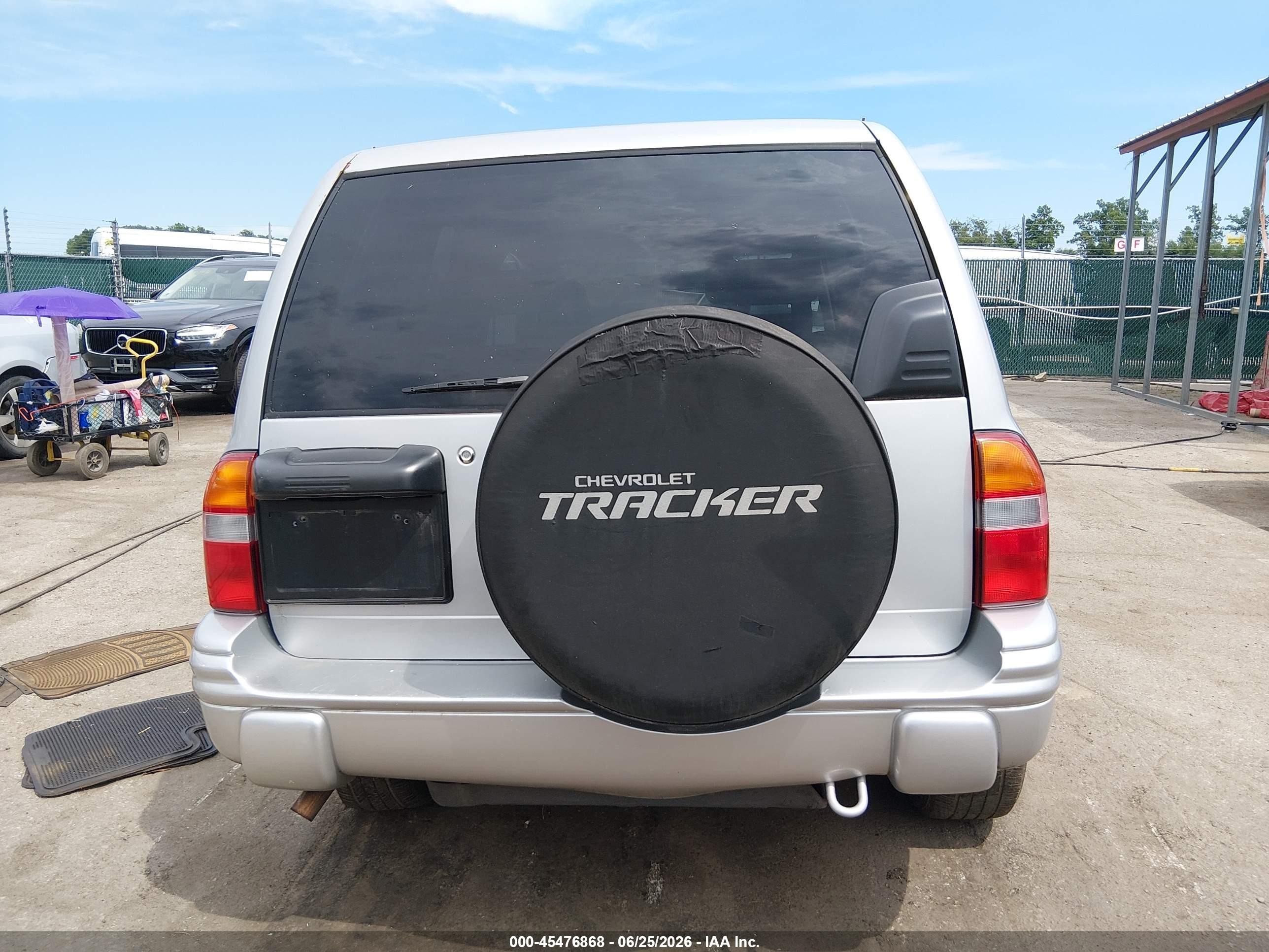 2003 Chevrolet Tracker Hard Top Lt Серебряный vin: 2CNBJ634X36935265
