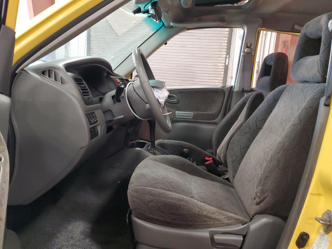 2002 Chevrolet Tracker Zr2 Yellow vin: 2CNBJ734026940530