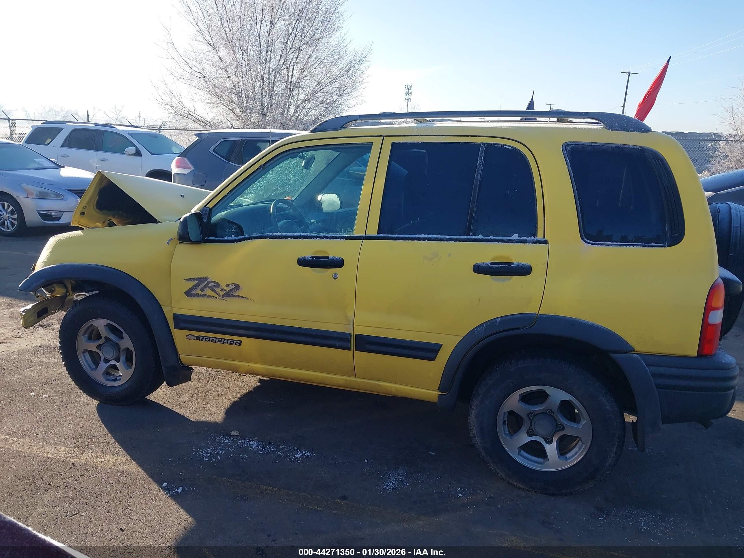 2004 Chevrolet Tracker Zr2 Yellow vin: 2CNBJ734446905704