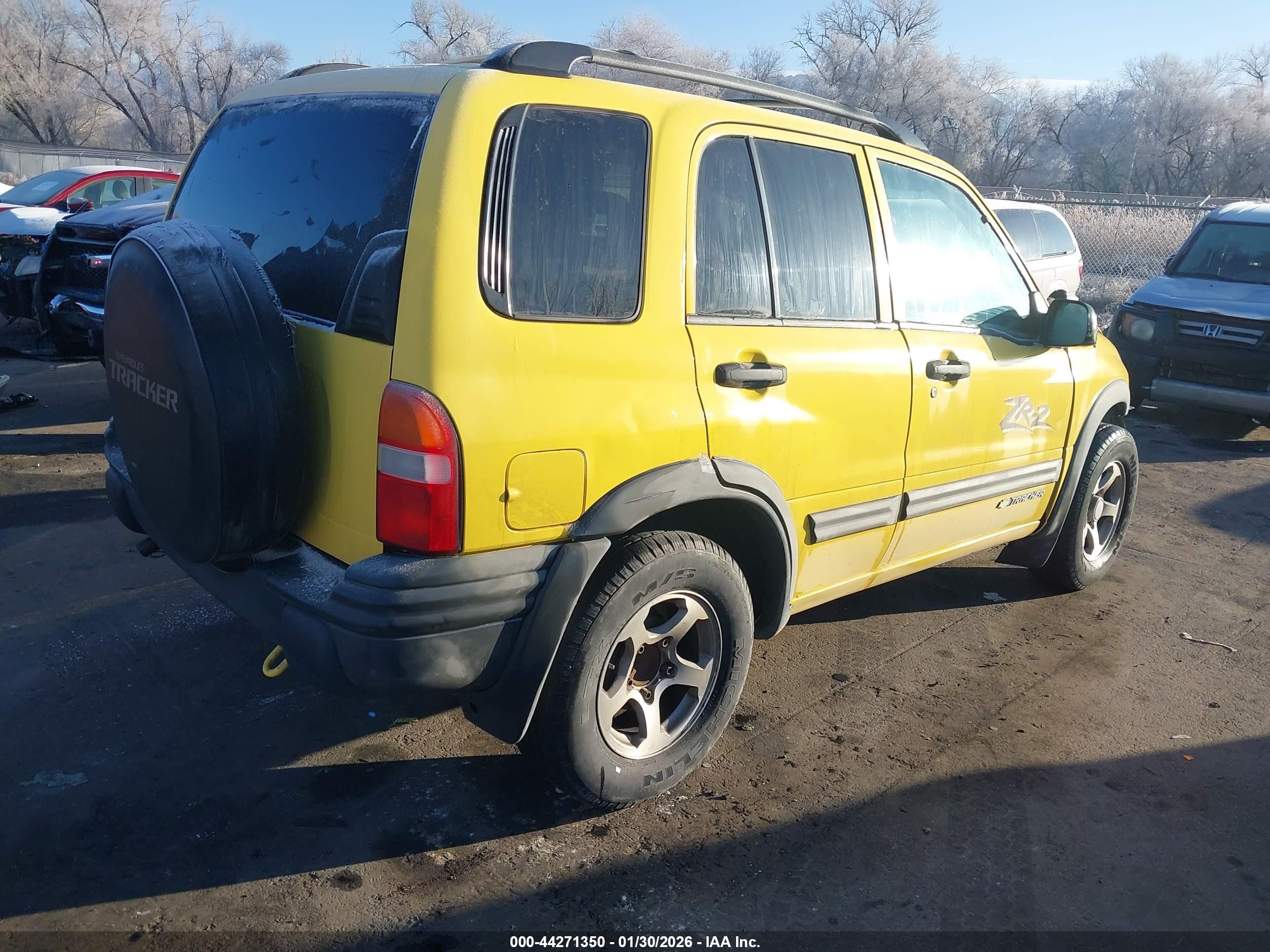 2004 Chevrolet Tracker Zr2 Yellow vin: 2CNBJ734446905704