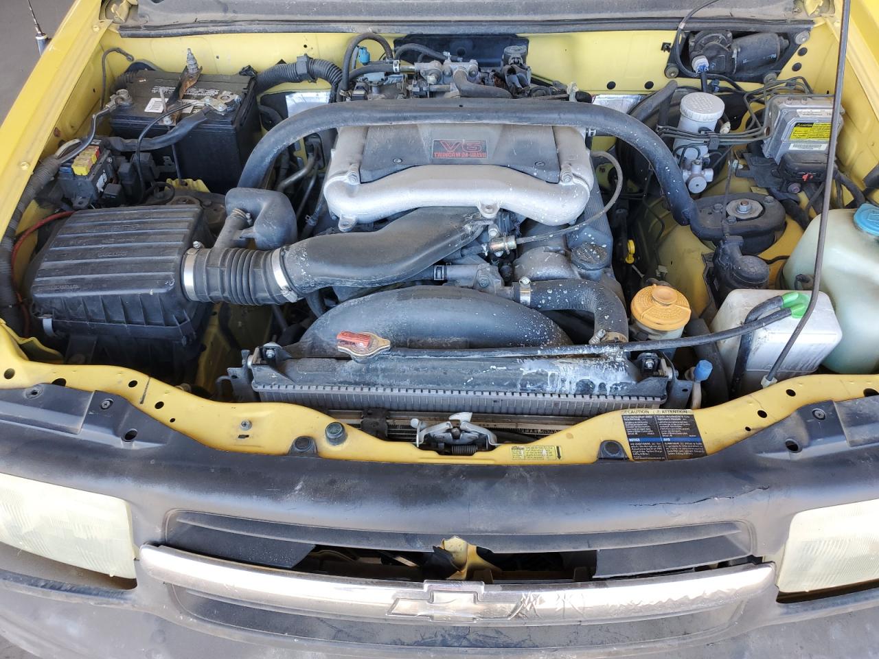 2004 Chevrolet Tracker Zr2 Yellow vin: 2CNBJ734646905011