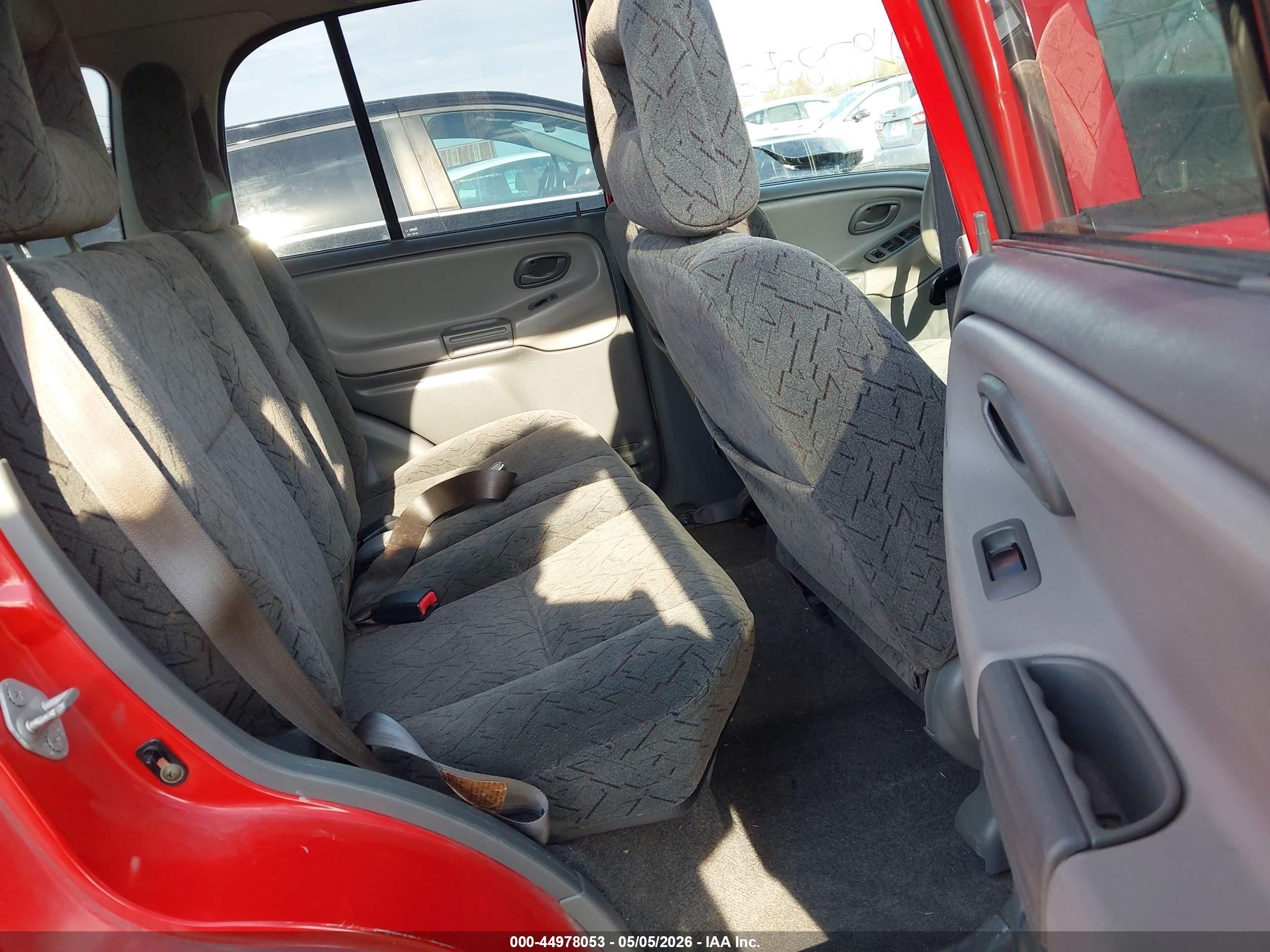 2004 Chevrolet Tracker Zr2 Red vin: 2CNBJ734746900027