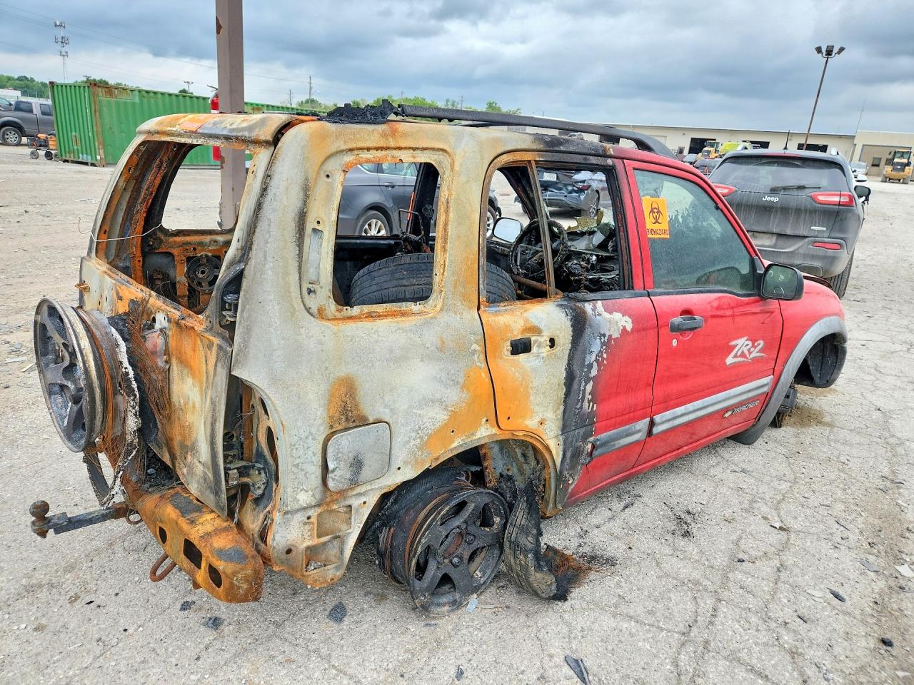 2004 Chevrolet Tracker Zr2 Пожар vin: 2CNBJ734746904692