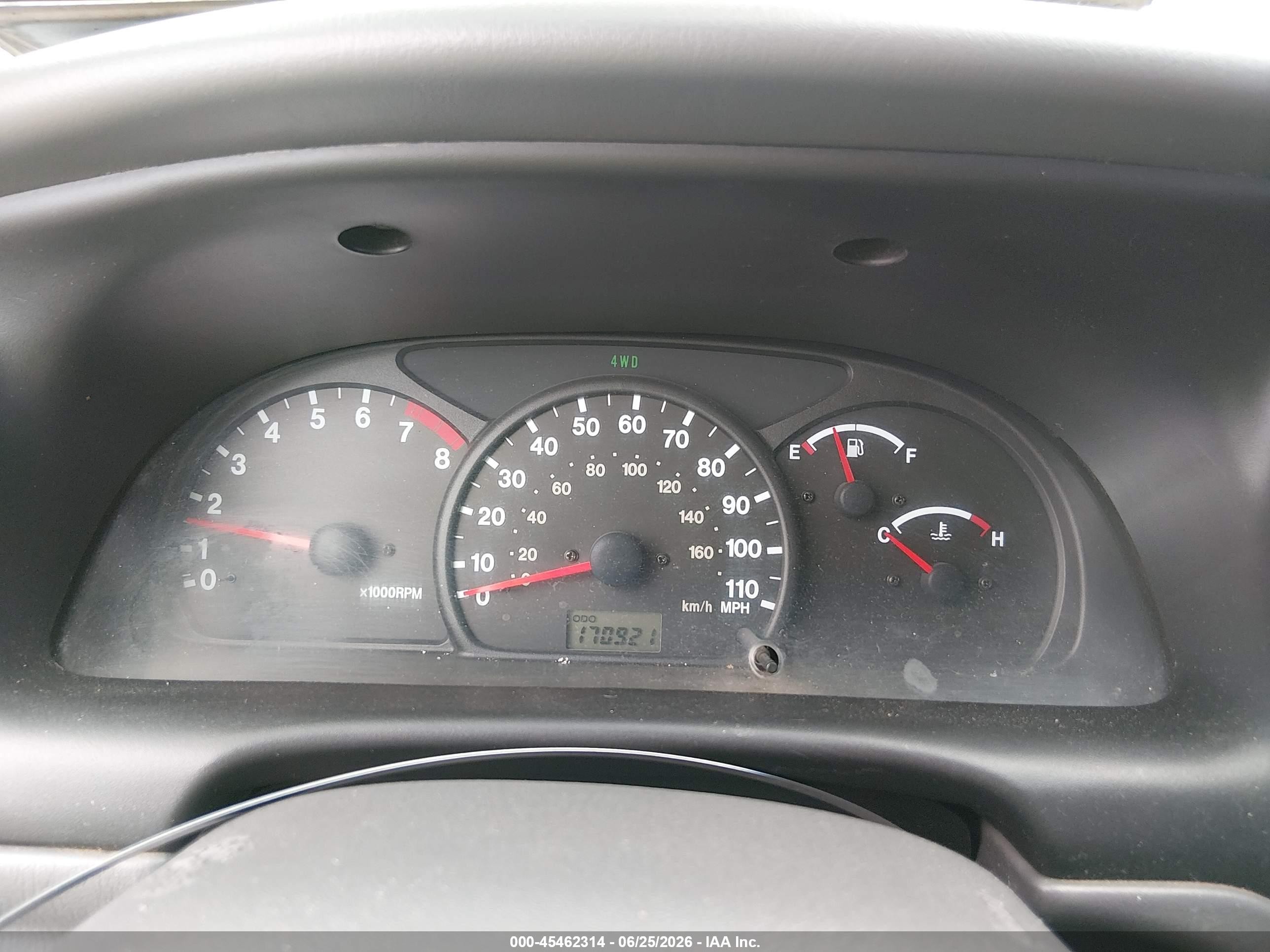 2002 Chevrolet Tracker Hard Top Zr2 Желто-коричневый vin: 2CNBJ734926921460