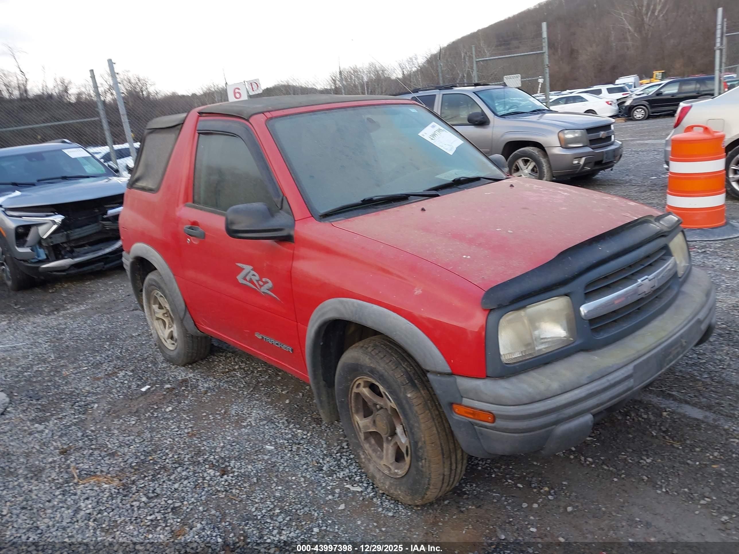 2CNBJ78C516936827