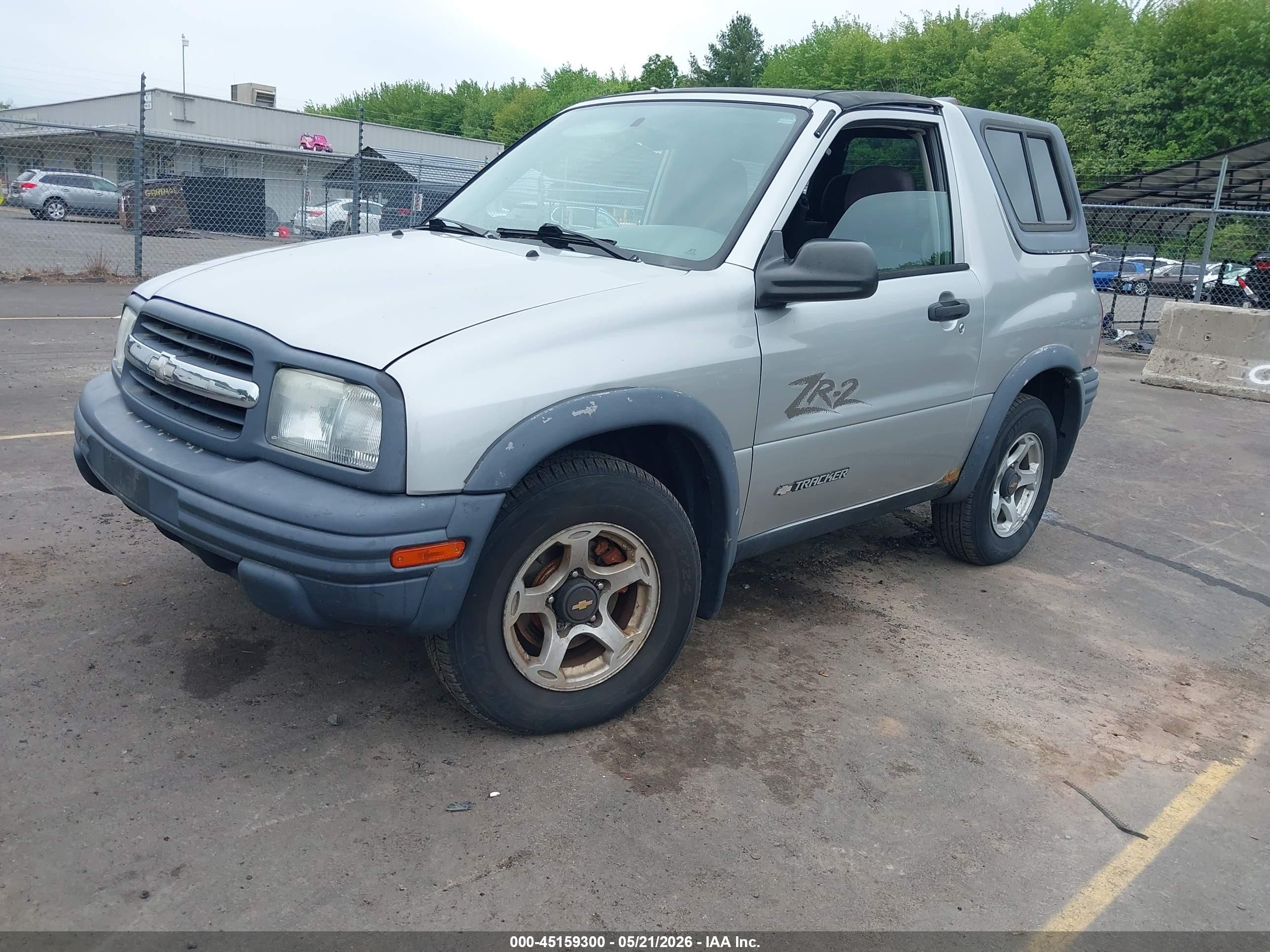 2001 Chevrolet Tracker Zr2 Silver vin: 2CNBJ78C616939557